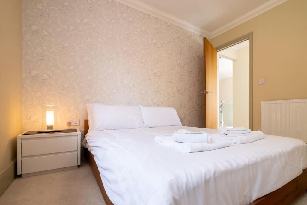 Stunning 5-bed 3-bath House Close To The Sea! * Brighton