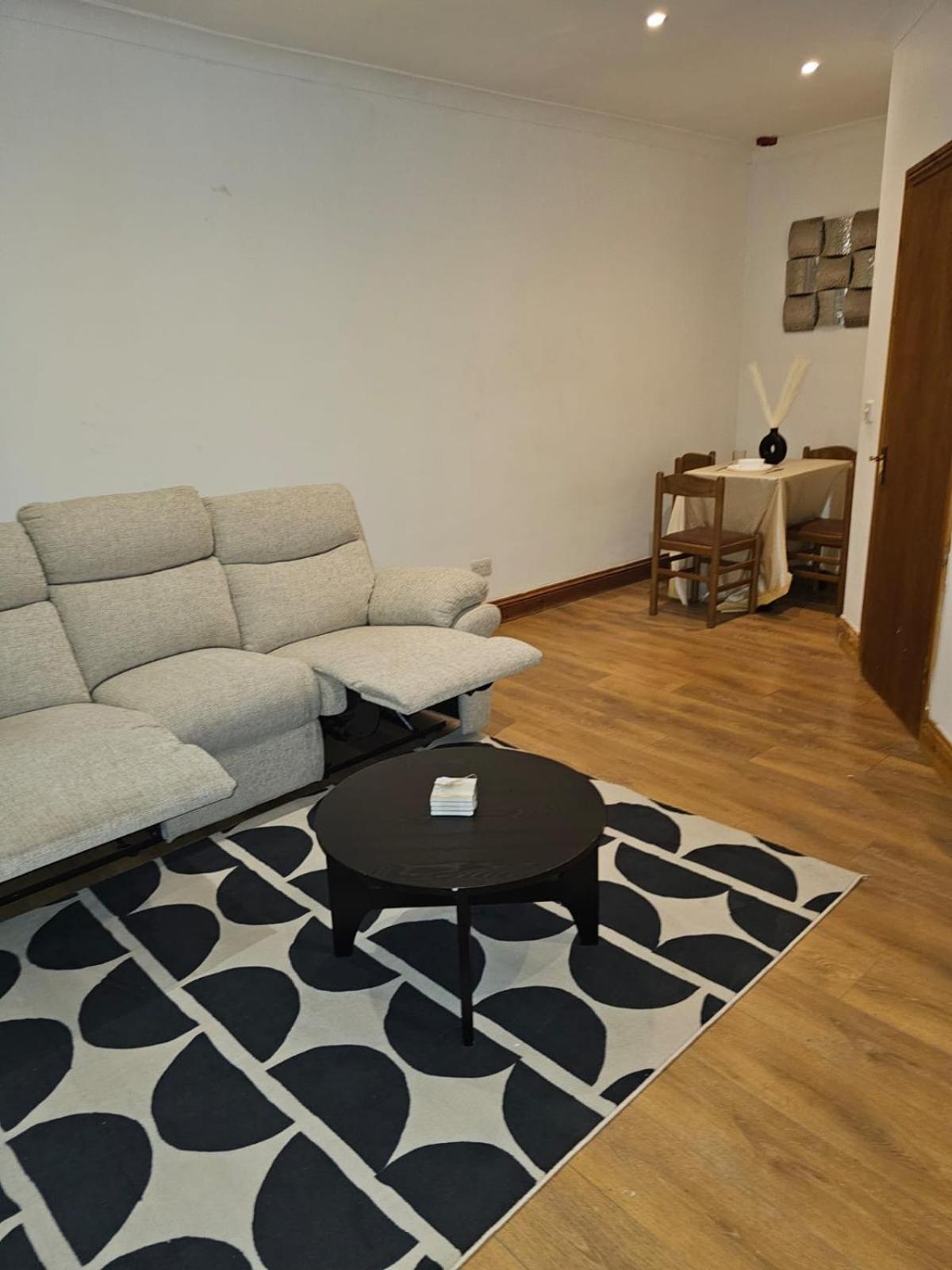 Apartment Primely Located 1-bed In