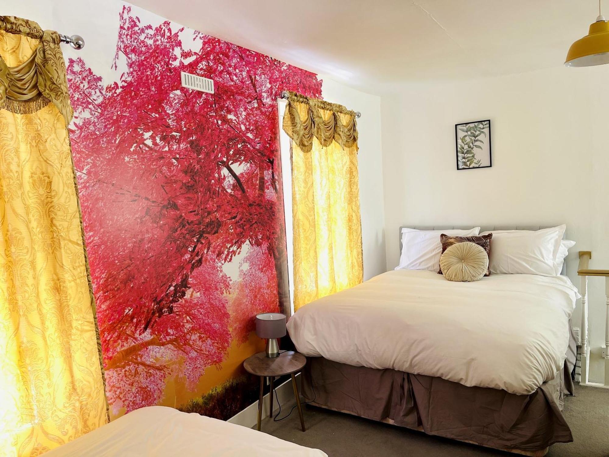 Seafront Party Houses For Hens, Stags & Groups Apartment Brighton