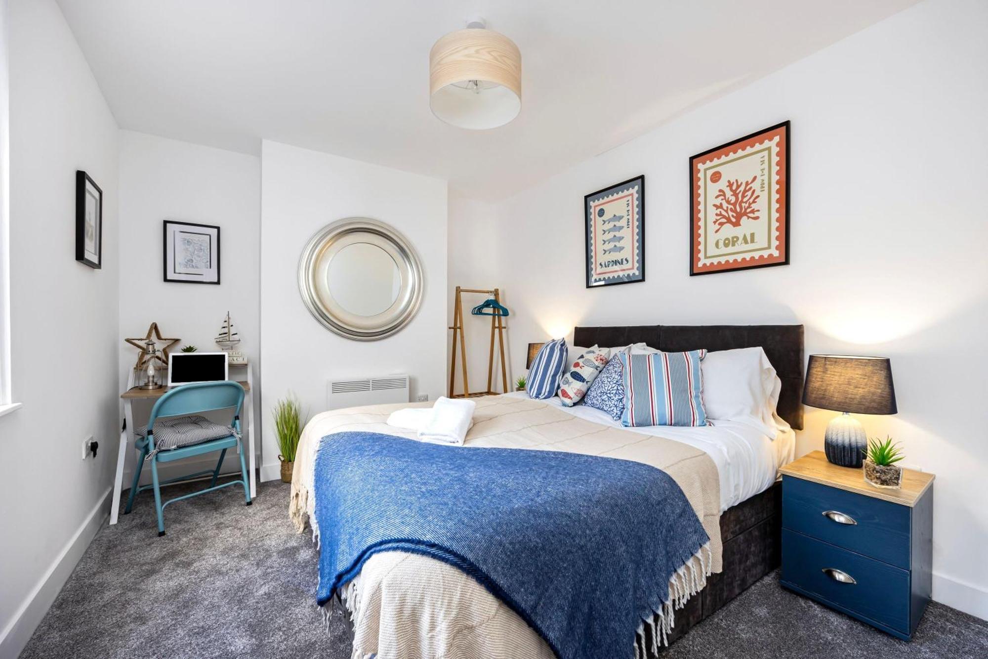 Queens Mile 1 With Free Parking By My Getaways *