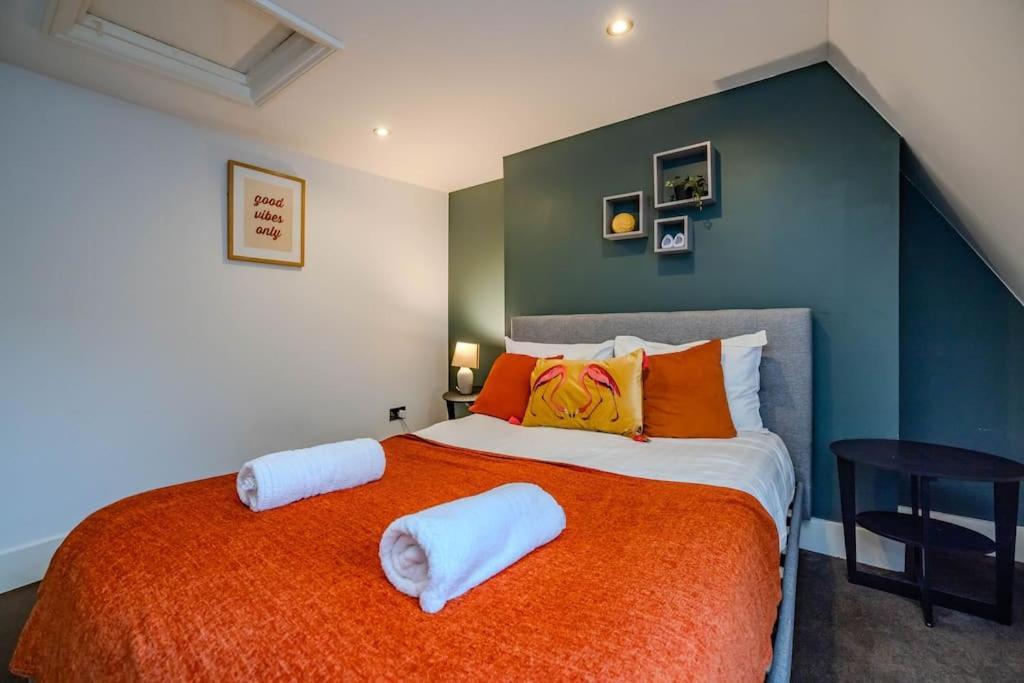 Apartment Super Three Bedroom Flat I Next To I Sleep 9 Guests Brighton