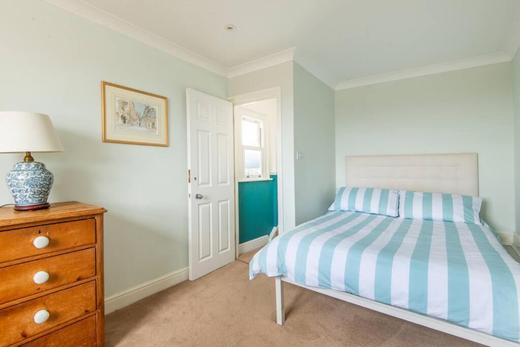3br 5 Min To Brightonstation Apartment Brighton