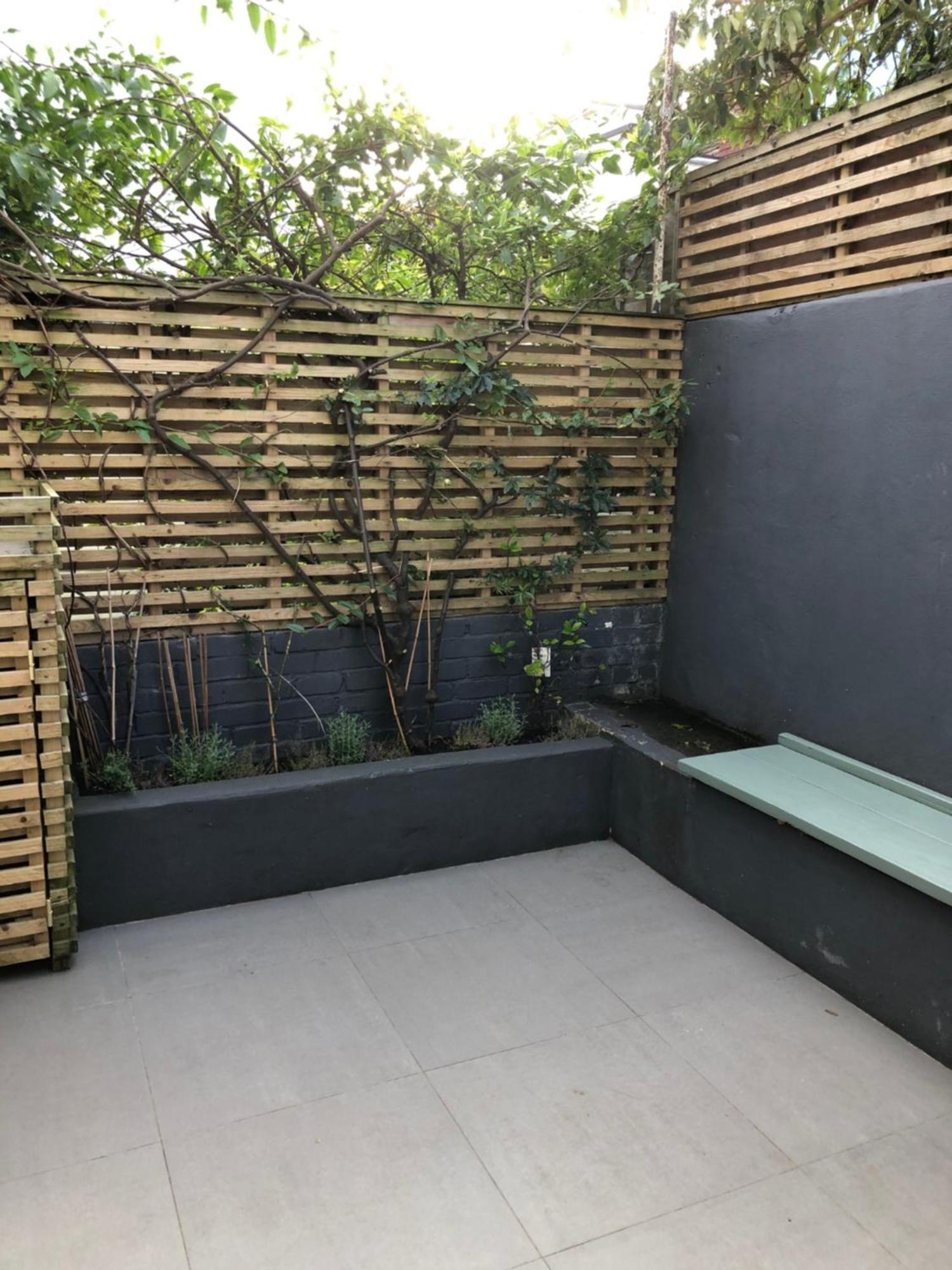 Modern And Stylish 2 Bedroom House In Apartment