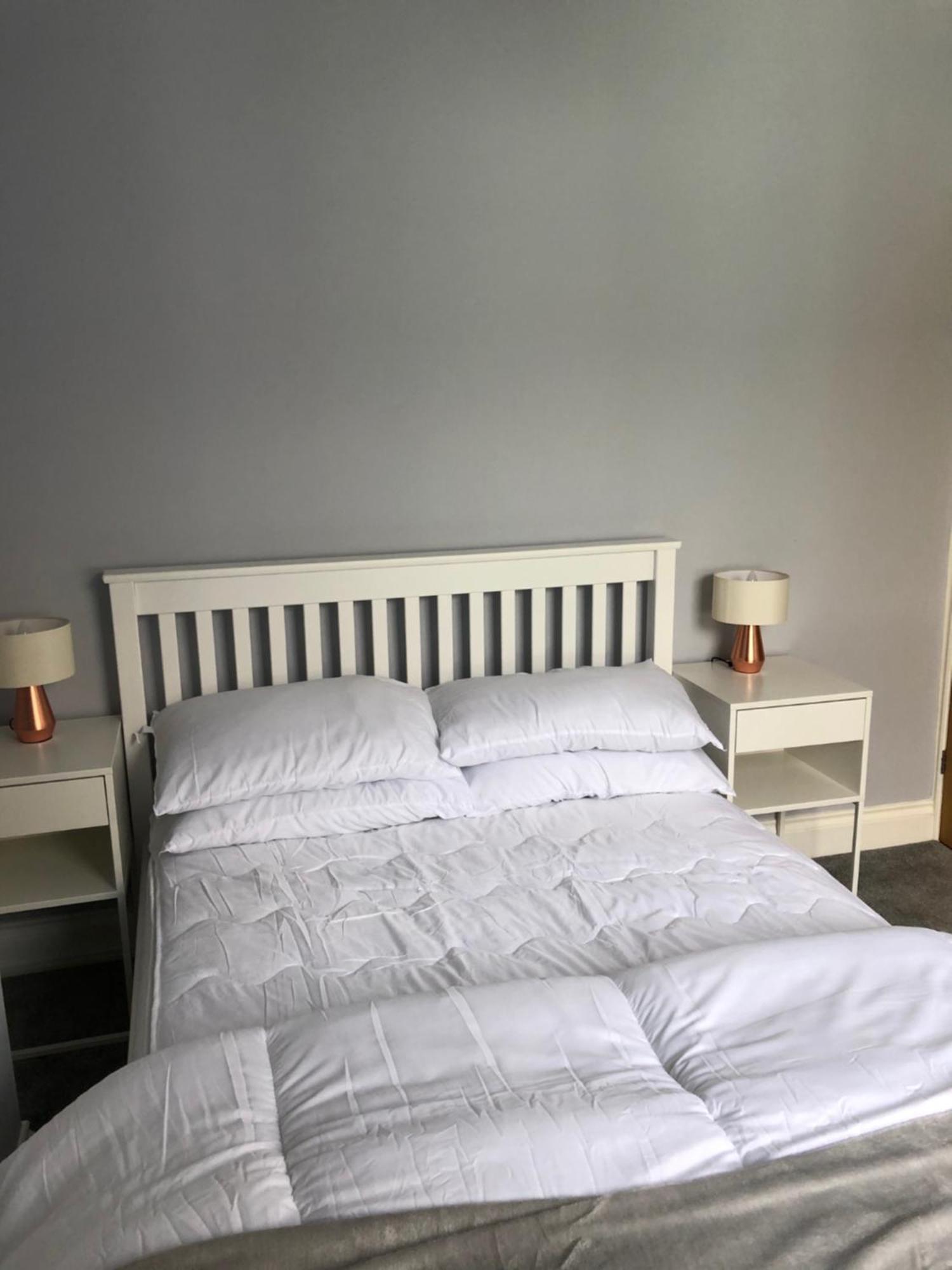 Apartment Modern And Stylish 2 Bedroom House In *