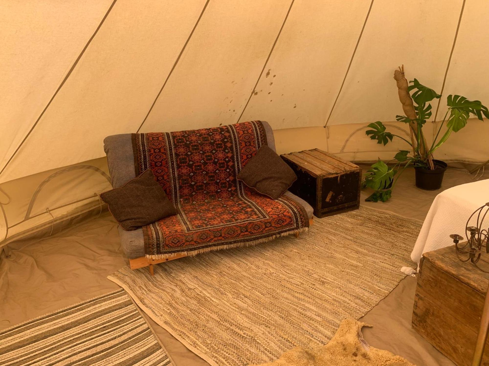 Luxury tent Spindle Tree Glamping Near