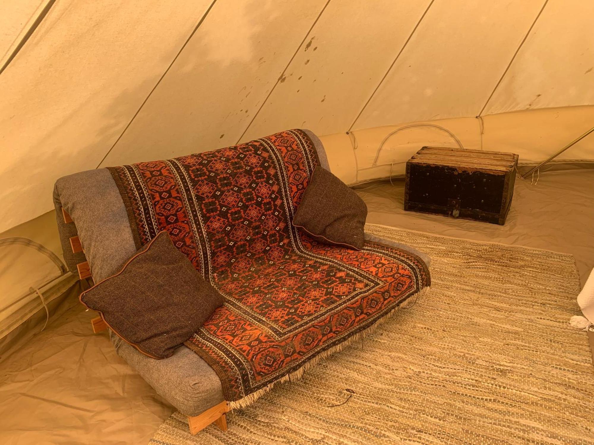 Spindle Tree Glamping Near Luxury tent Brighton