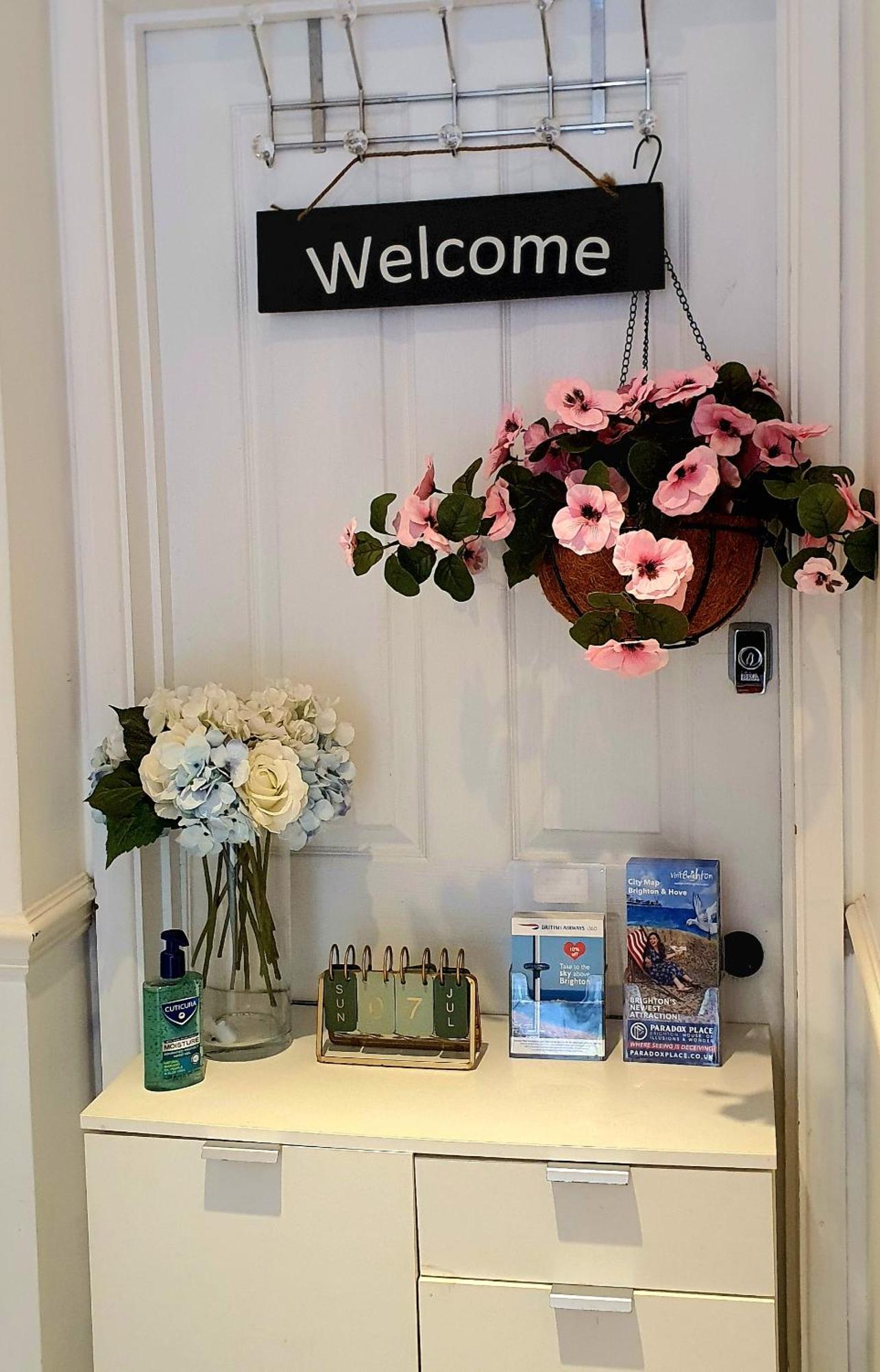 Rose - Free Parking Ensuite Near Uni Homestay Brighton