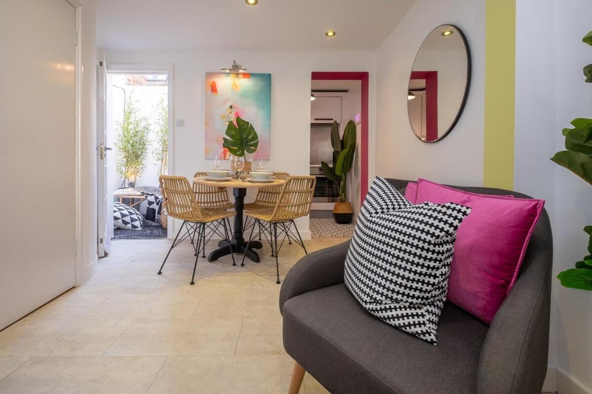 Host & - The Breeze Holiday home *