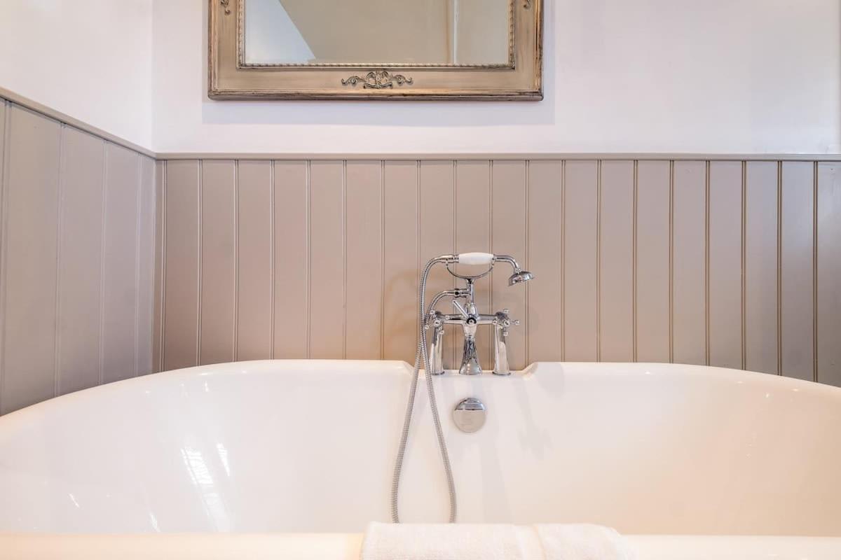 Host & - George Street Townhouse Brighton
