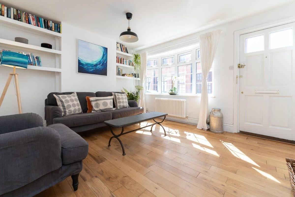 Host & - Sunny Terrace On Robert Street Holiday home