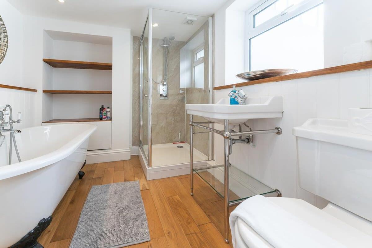 Holiday home Host & - Sunny Terrace On Robert Street Brighton
