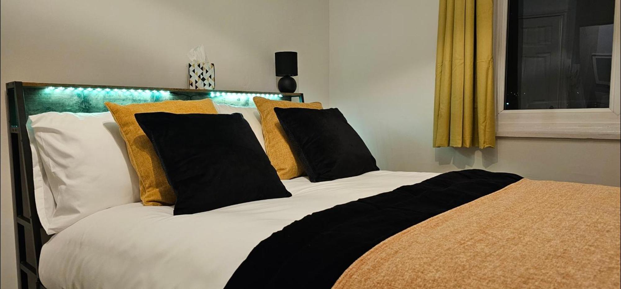 Luxus Lets * Brighton