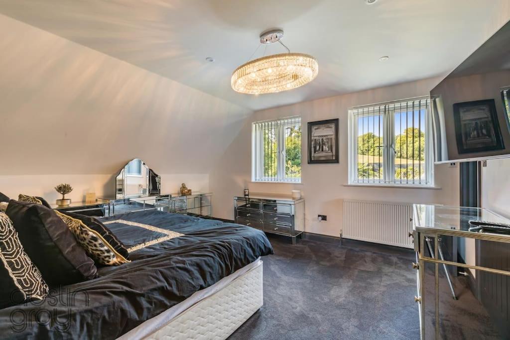 Blissfully Luxe Abode For Unforgettable Memories