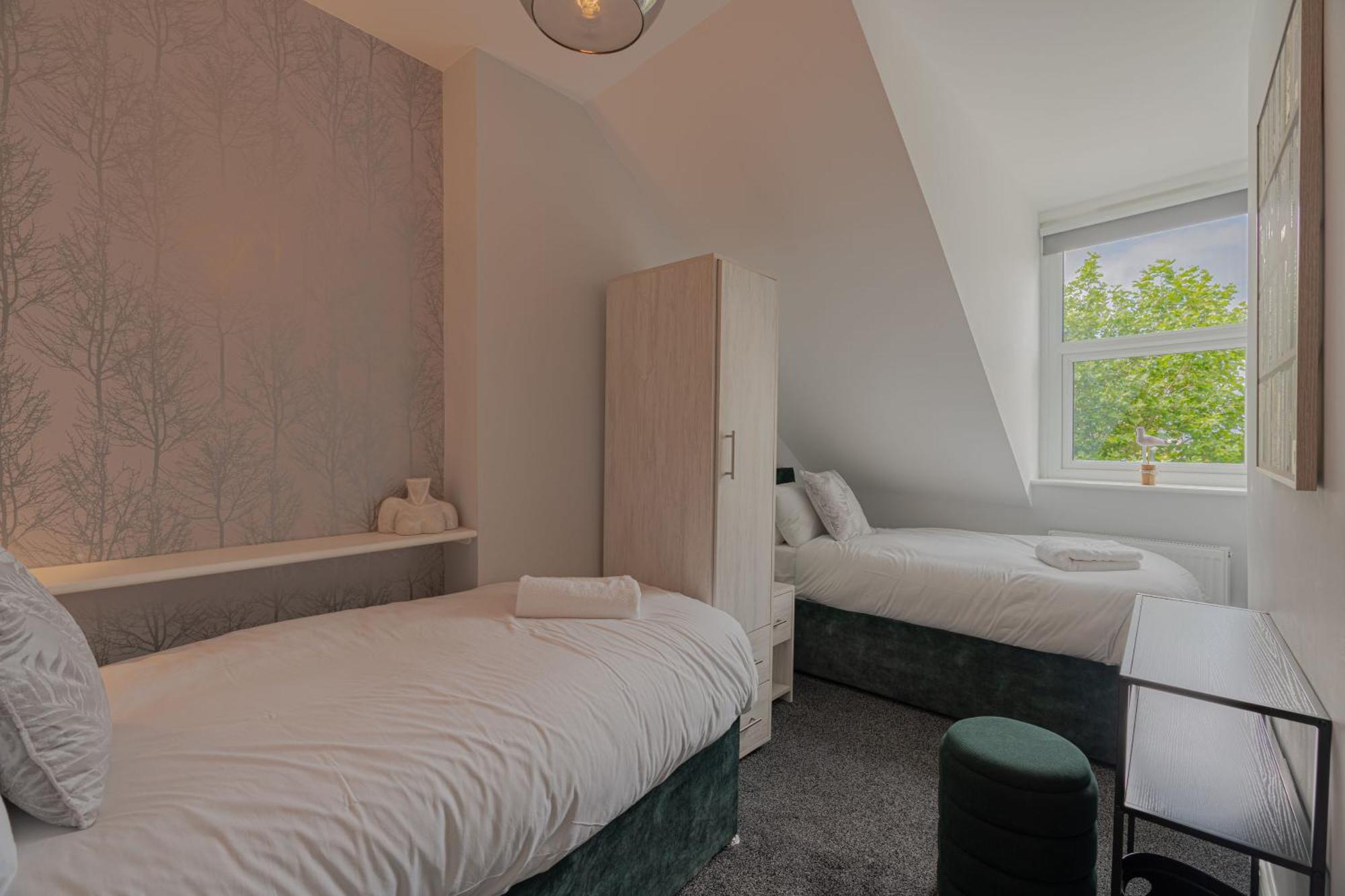 3 Bedroom By Primal Estates Short Lets In Brighton