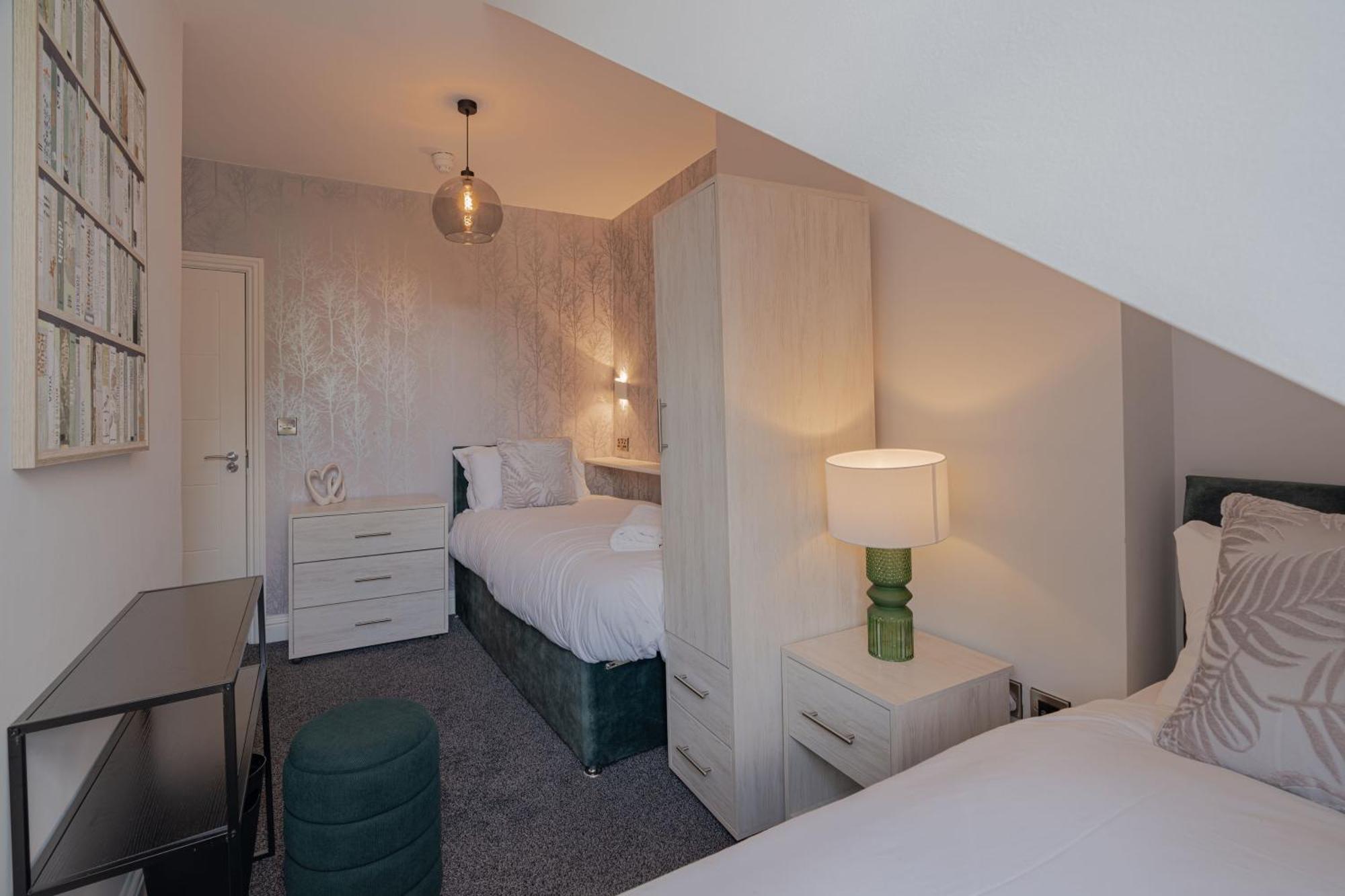 3 Bedroom By Primal Estates Short Lets In Brighton