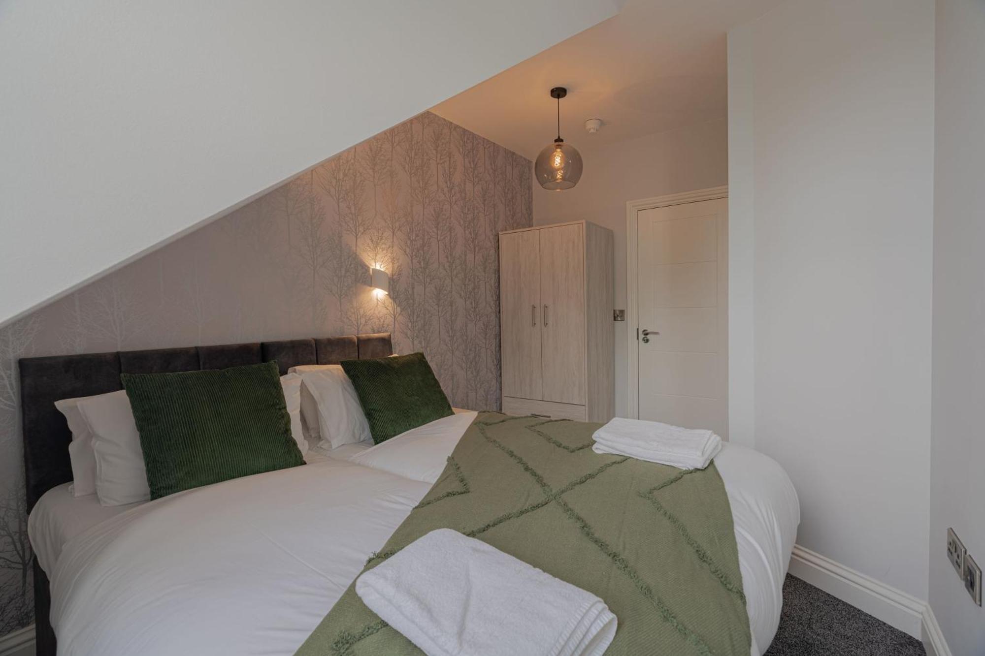 3 Bedroom By Primal Estates Short Lets In Apartment Brighton
