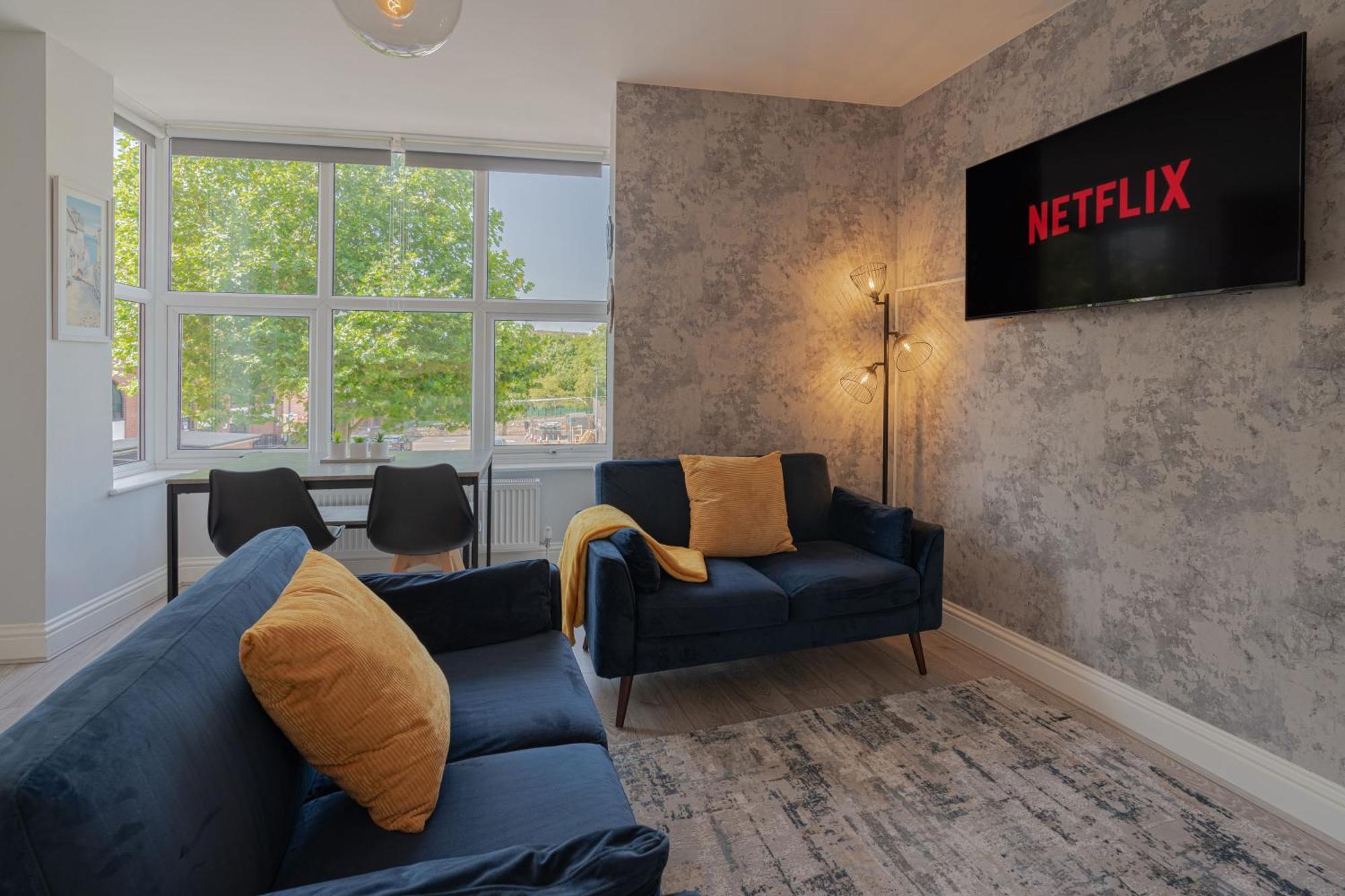 Apartment 3 Bedroom By Primal Estates Short Lets In Brighton