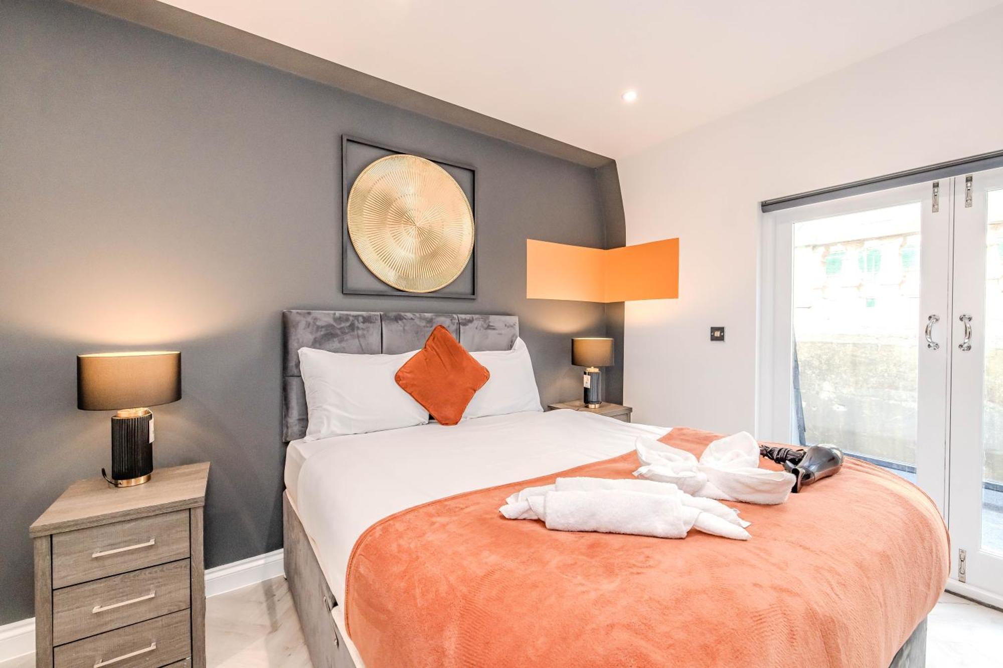 Apartment Luxury 1 Bed With Balcony In Next To Sleep 4 Brighton