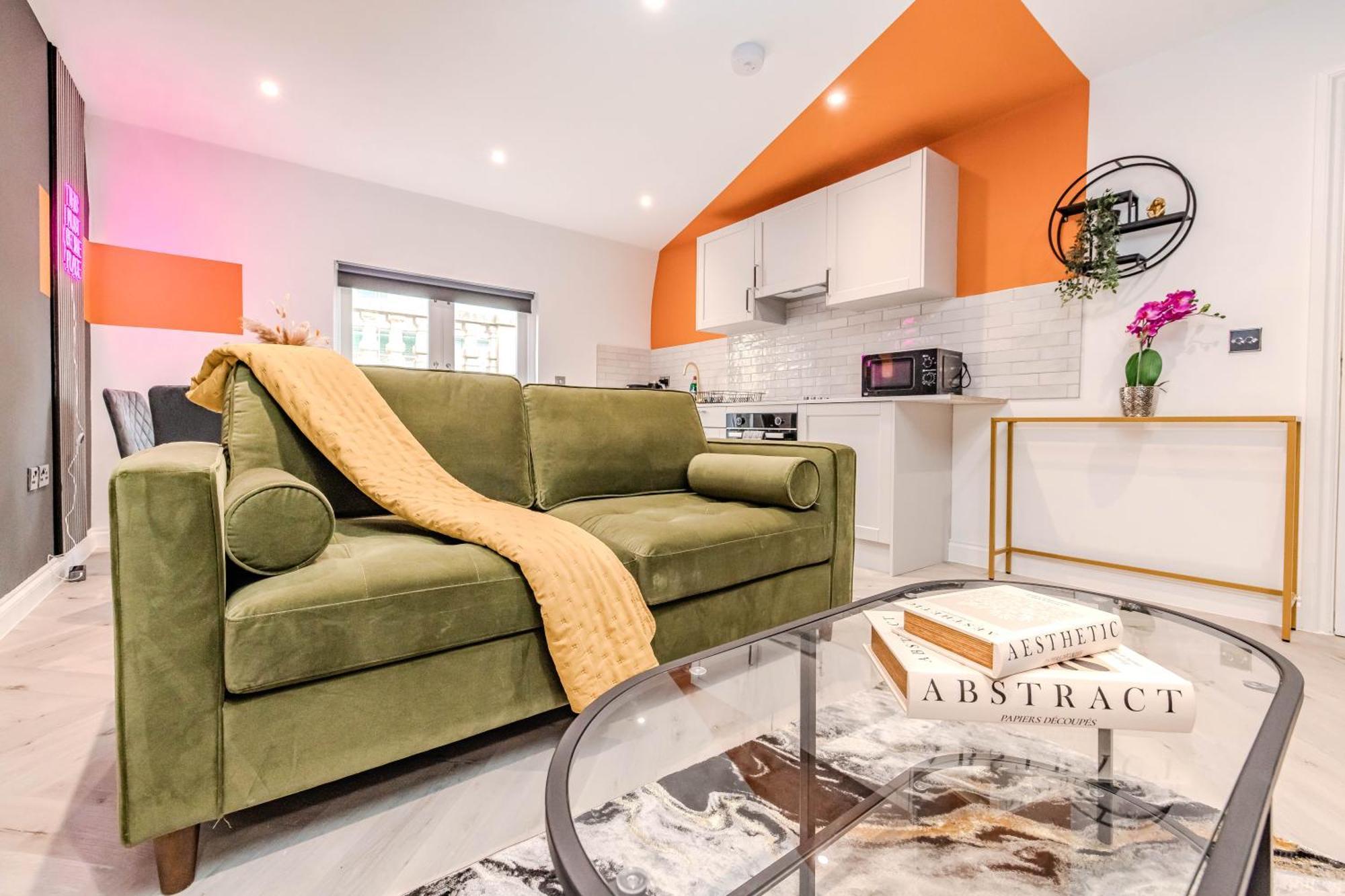 Luxury 1 Bed With Balcony In Next To Sleep 4 Apartment Brighton
