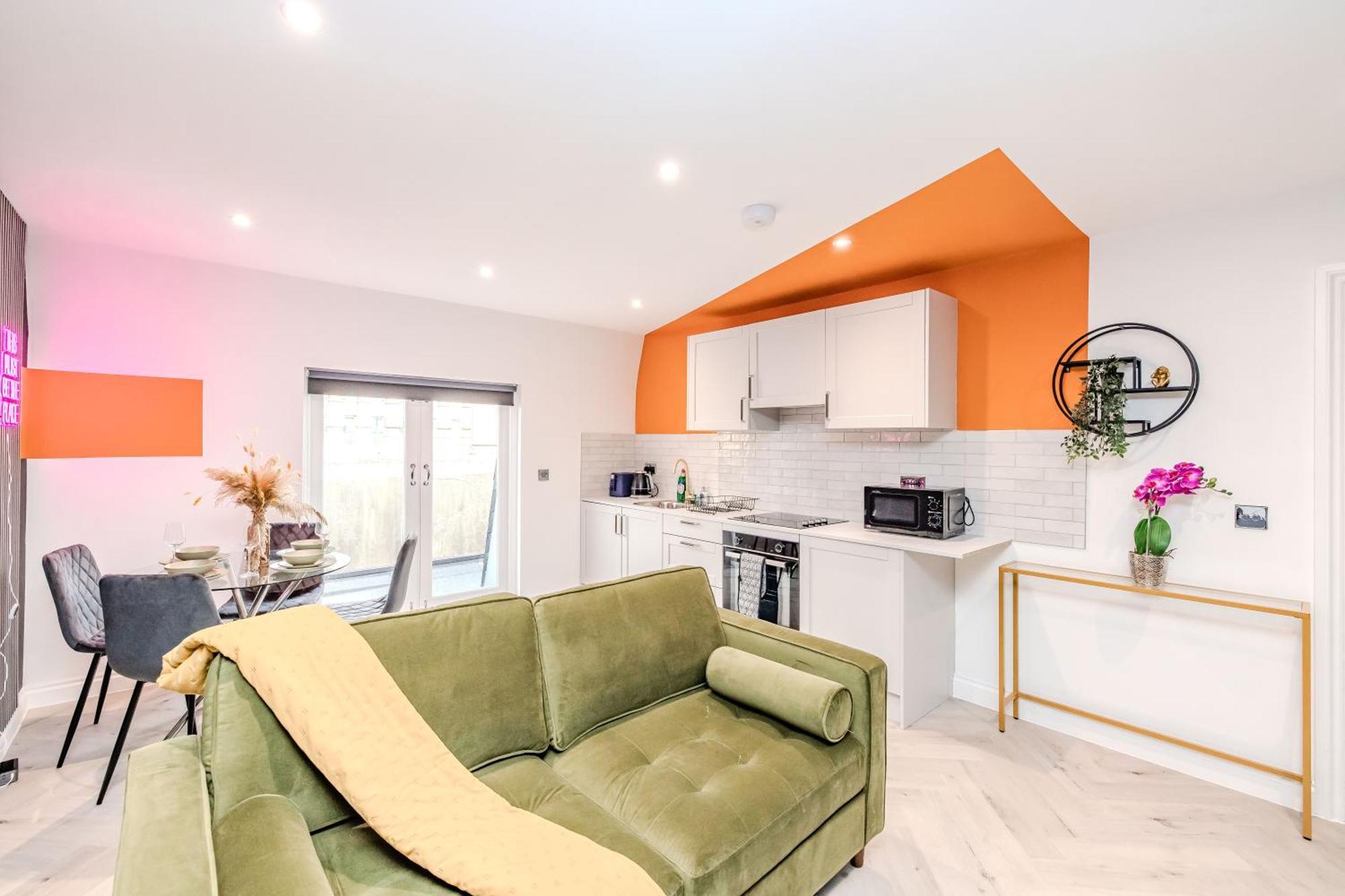 Apartment Luxury 1 Bed With Balcony In Next To Sleep 4 Brighton