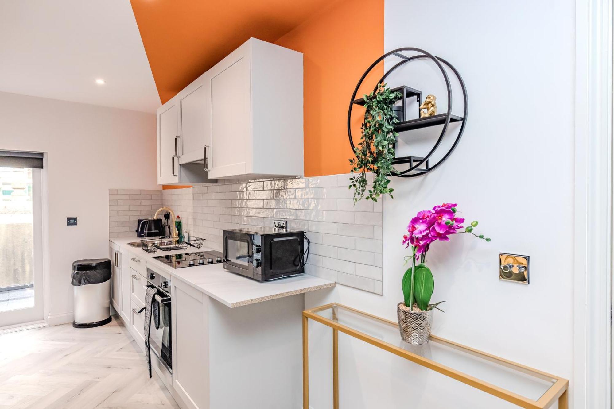 Apartment Luxury 1 Bed With Balcony In Next To Sleep 4 Brighton
