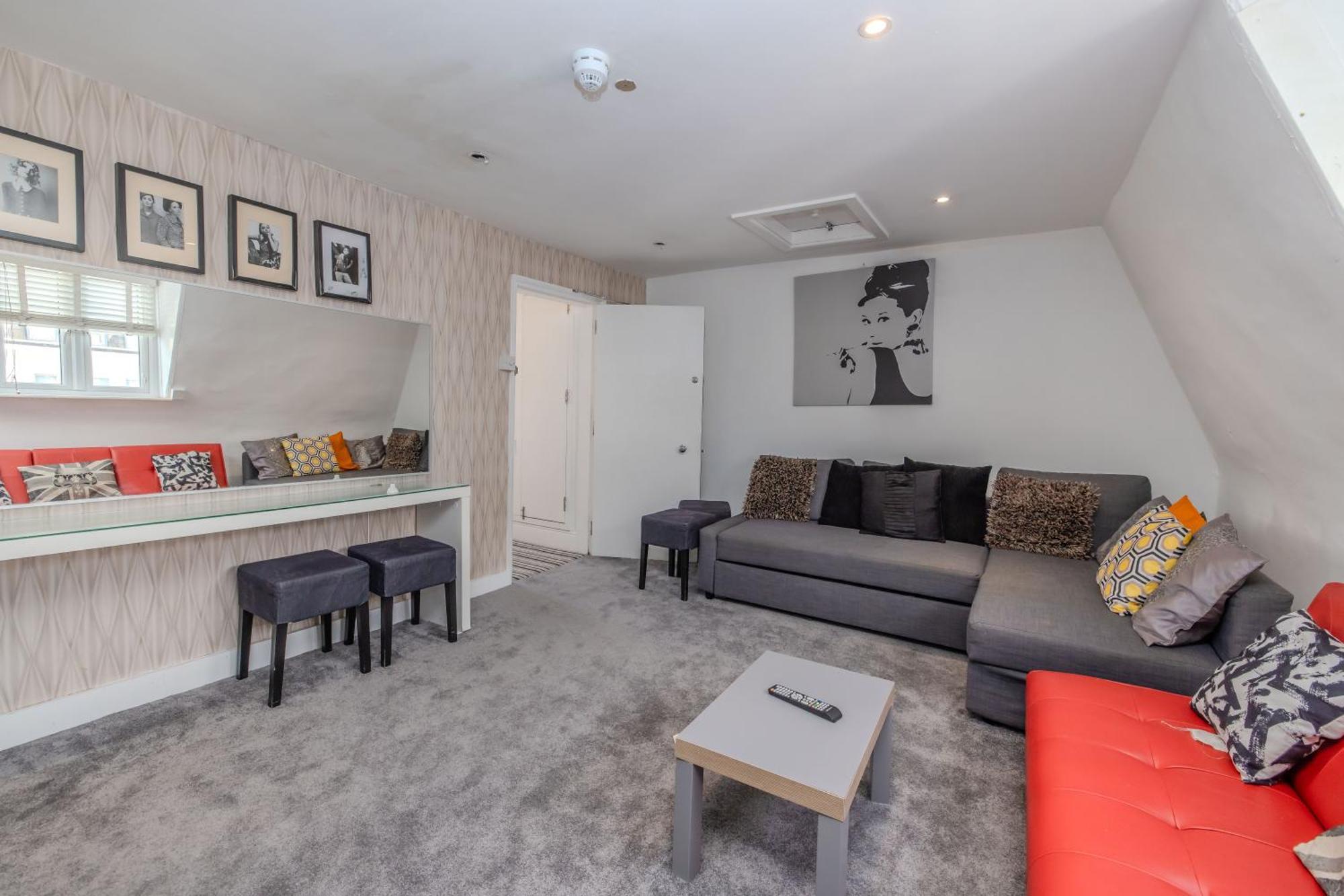 5 Bed House With Private Patio Near * Brighton