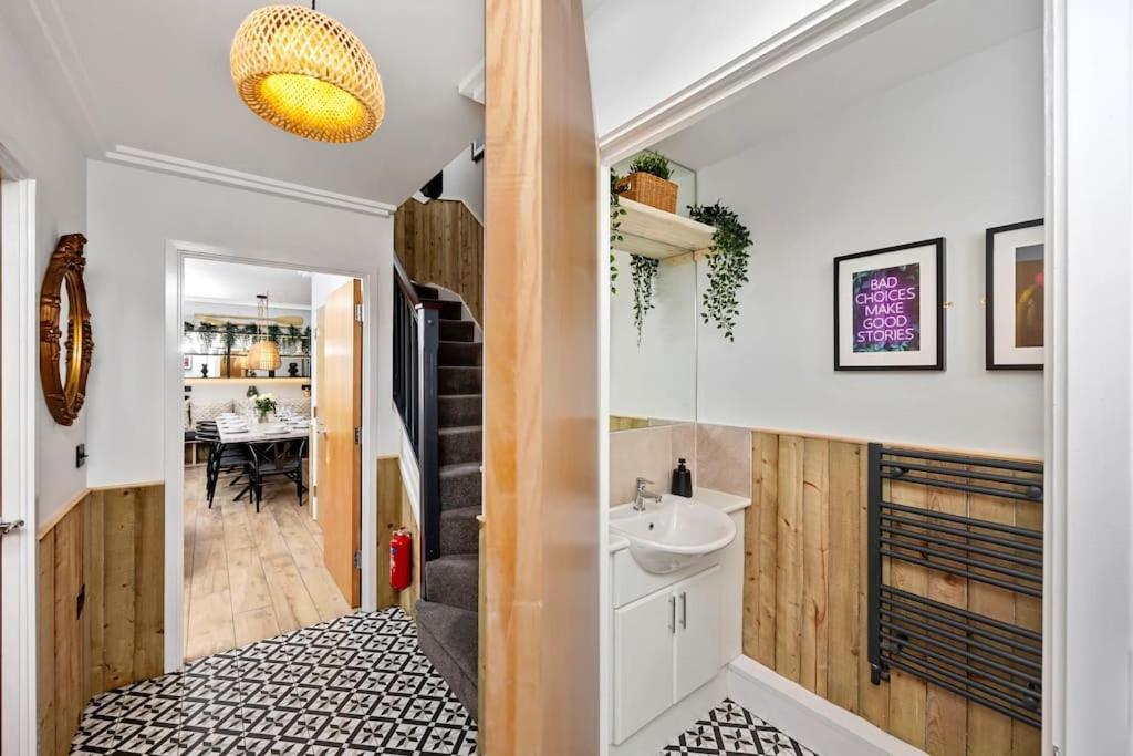 Sunny Escape 3 Bedroom L Heart Of