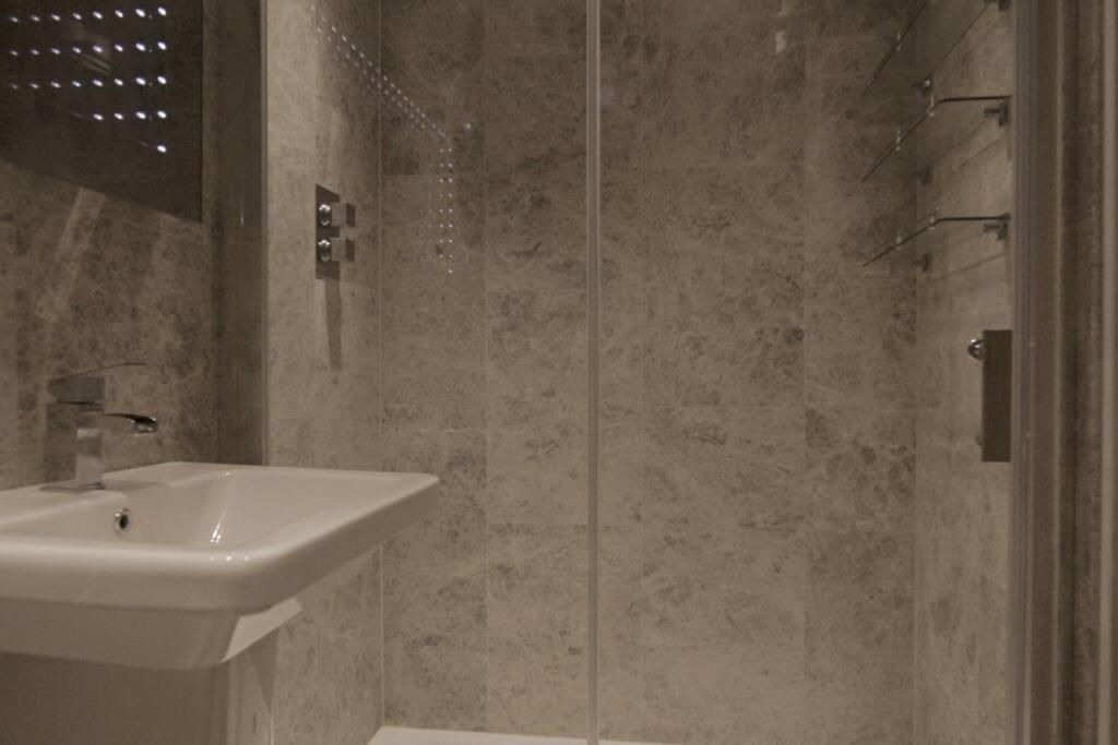 North Laine Townhouse With Jacuzzi Hot Tub Brighton
