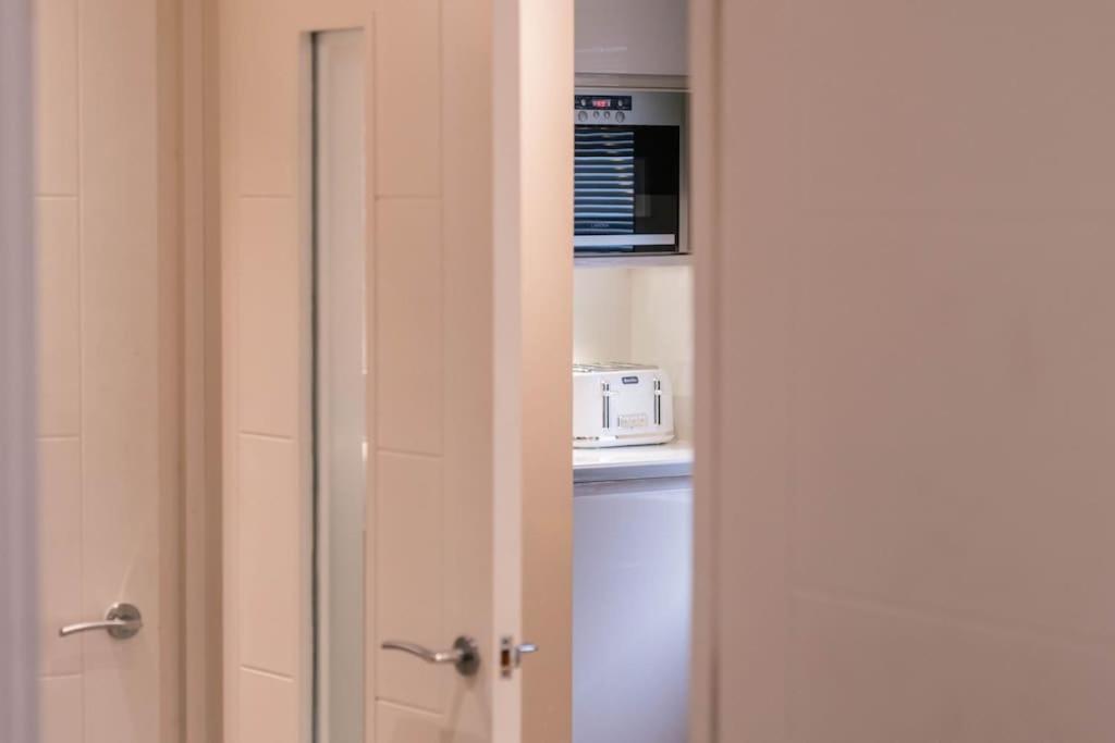 Apartment 1 Bedroom By Primal Estates Short Lets In