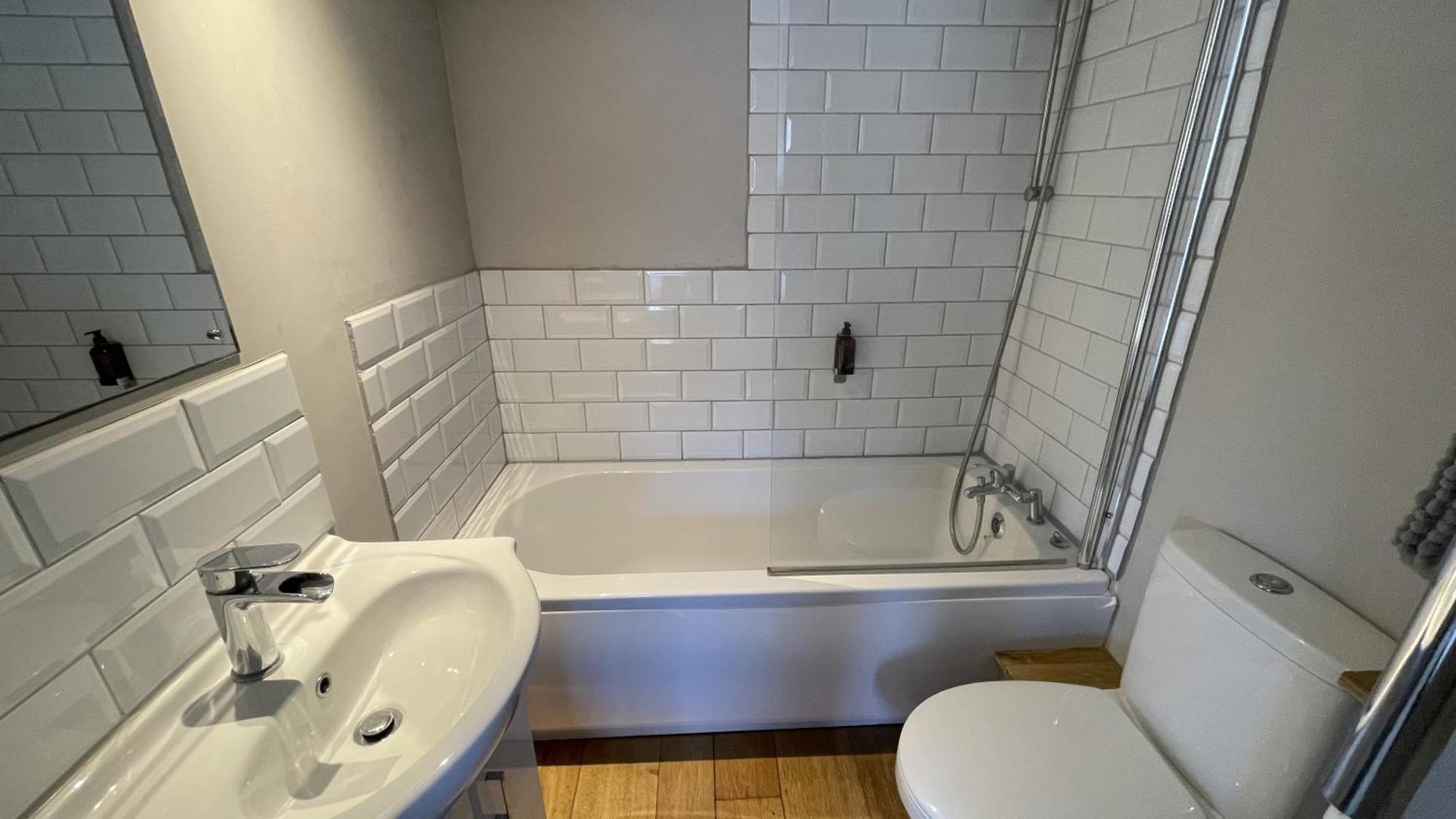Ei8ht Guest Aparthotel