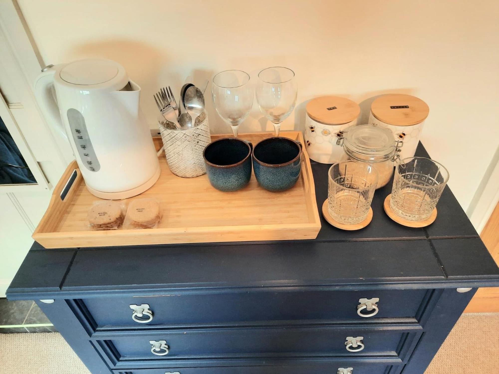 Super King Bedroom With Large Ensuite Homestay Brighton