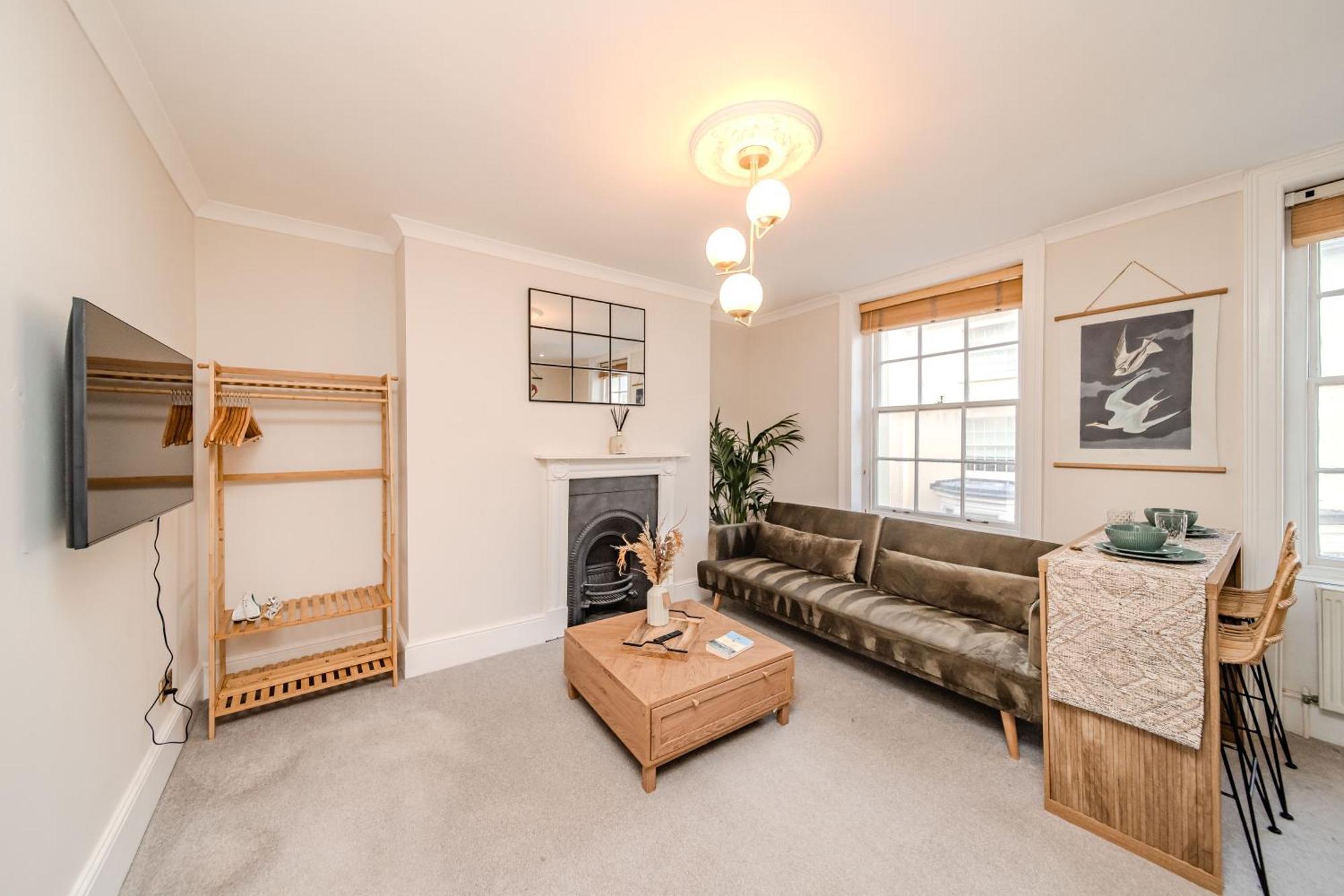 Elegant 1 Bedroom Flat Near Pier And Lively Kemptown * Brighton