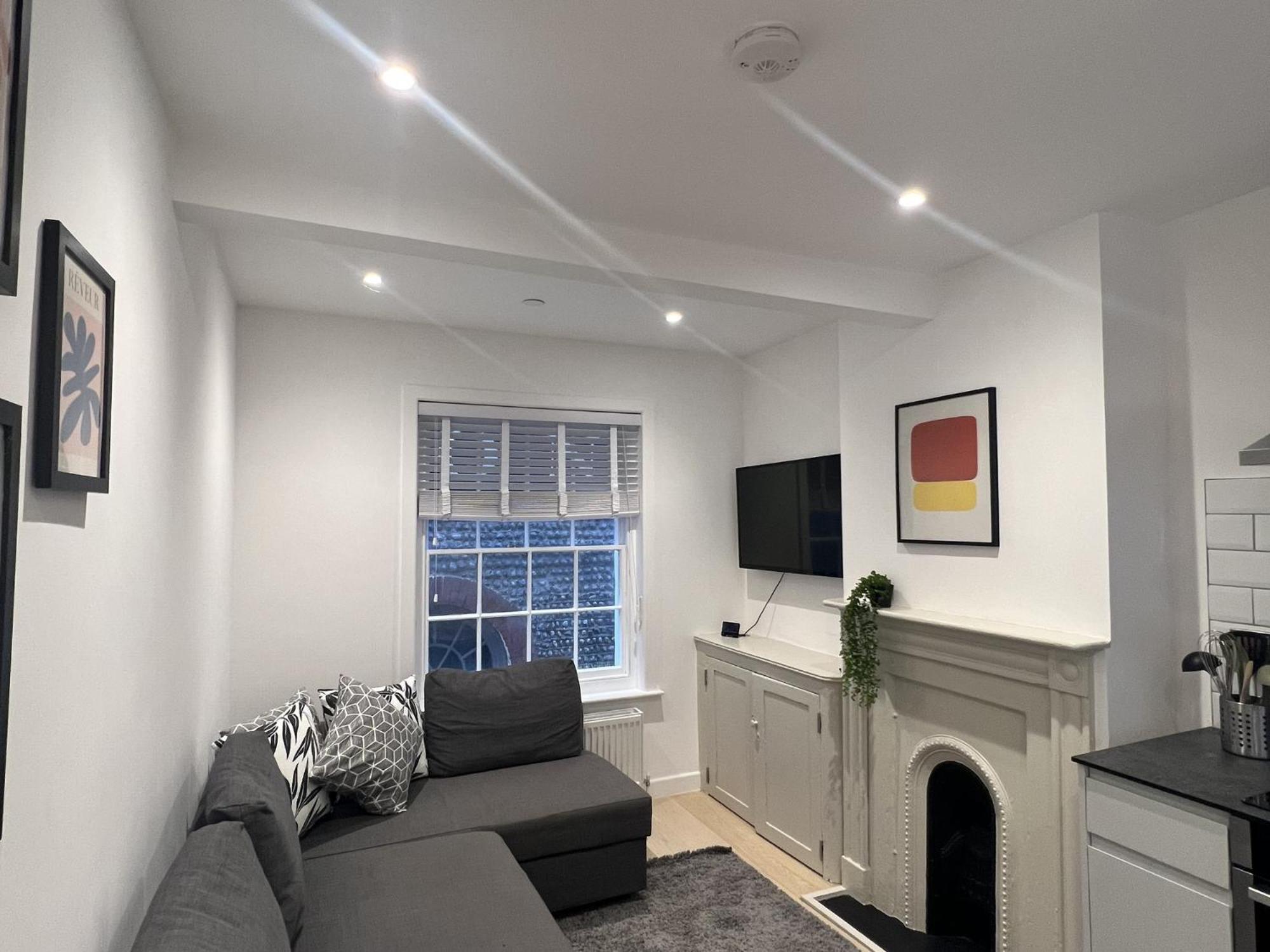Brighton Holiday Village Parking Available Apartment *