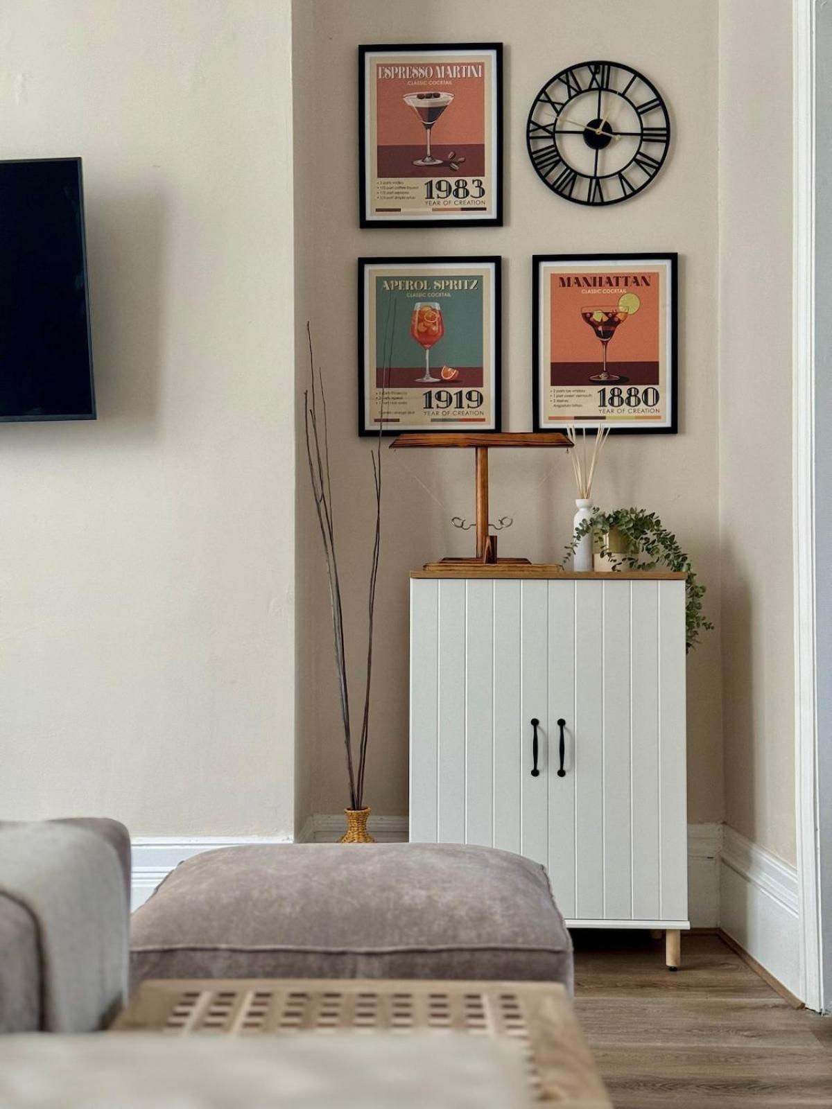 Spacious 4-bed In Centre