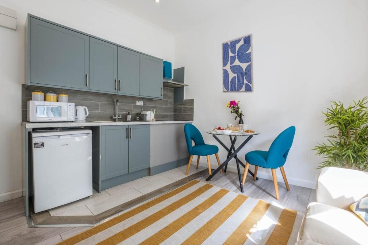 Charming In Centre By Yoko Apartment