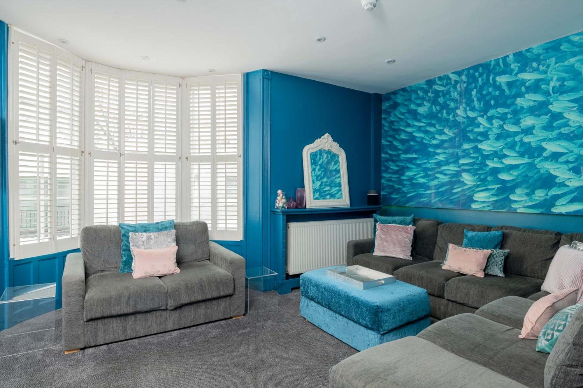 Darling By The Sea - By Lets Brighton