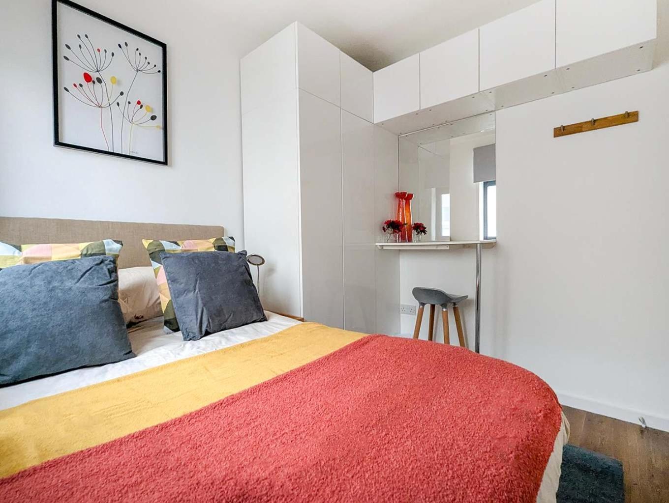 Apartment Bijou - By Lets *