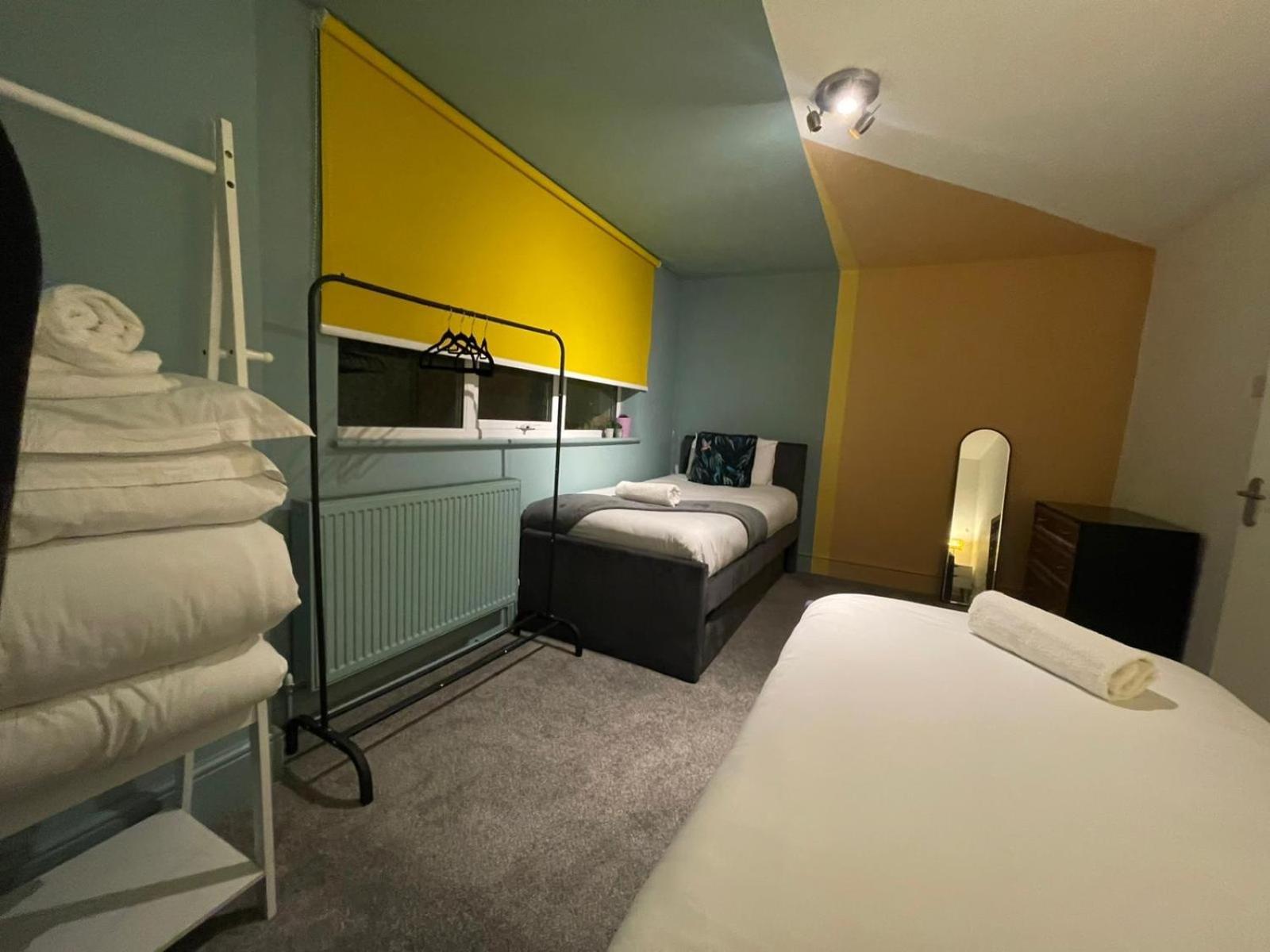 Apartment Garden Town Flat Accommodating 8 Guests *