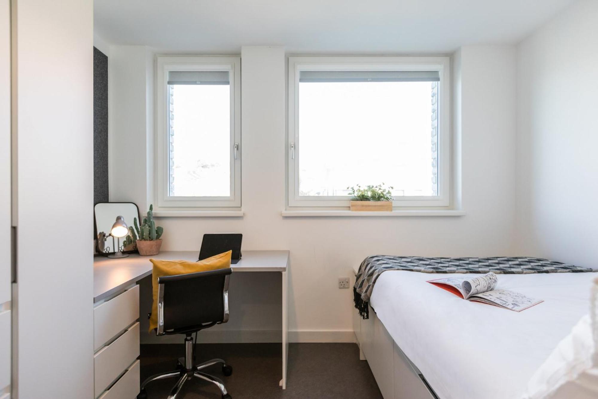 Vogue In Apartment Brighton