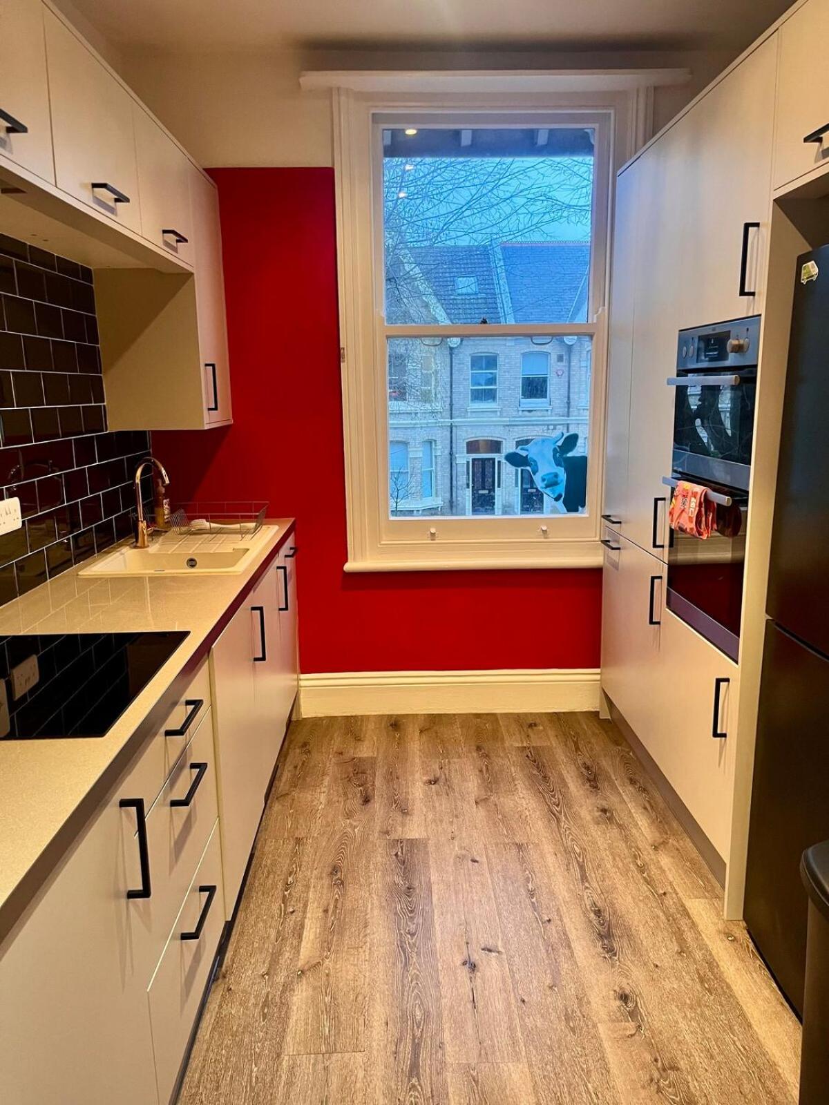 Quirky Maisonette In Apartment Brighton