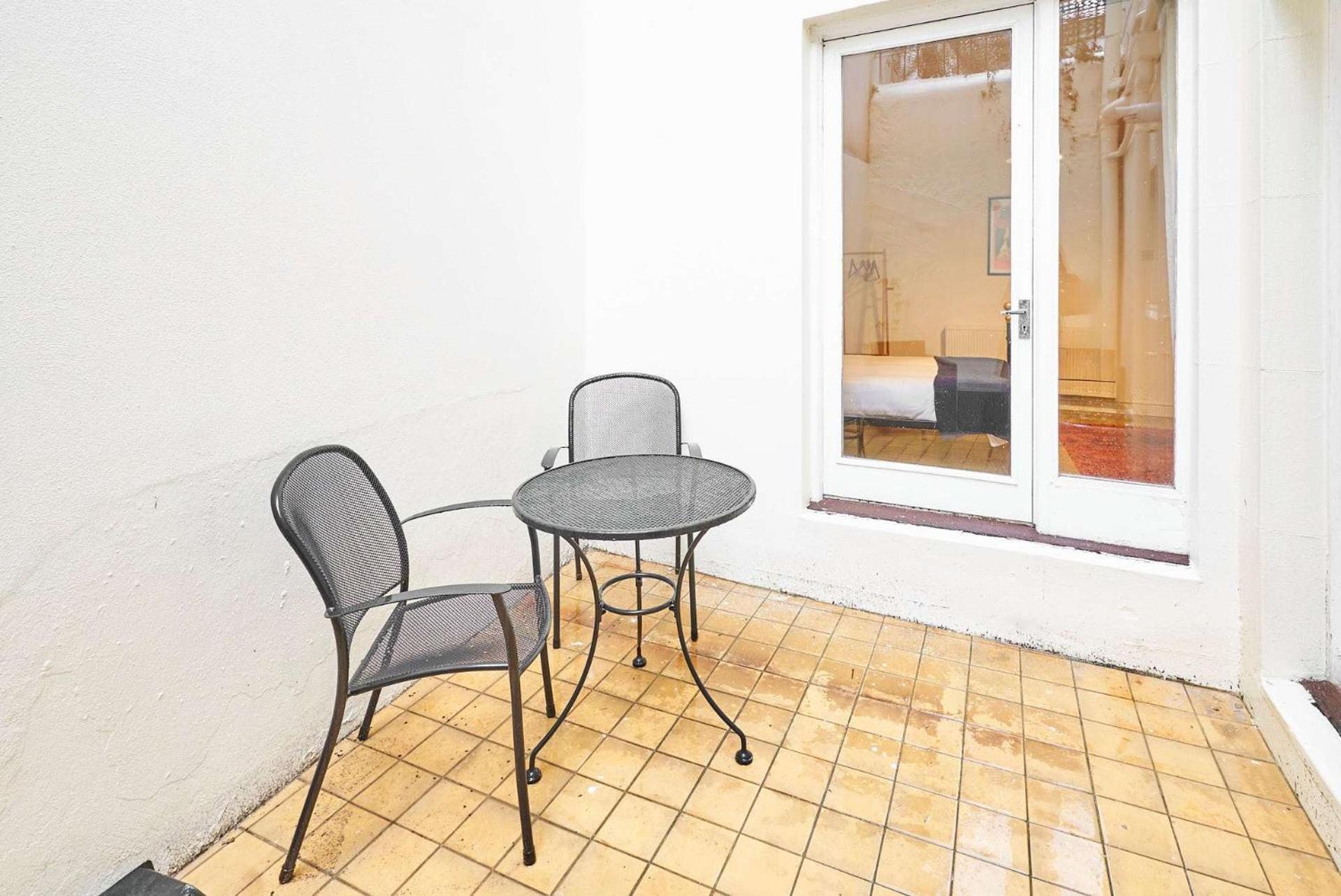 Host & - Garden Flat Apartment Brighton