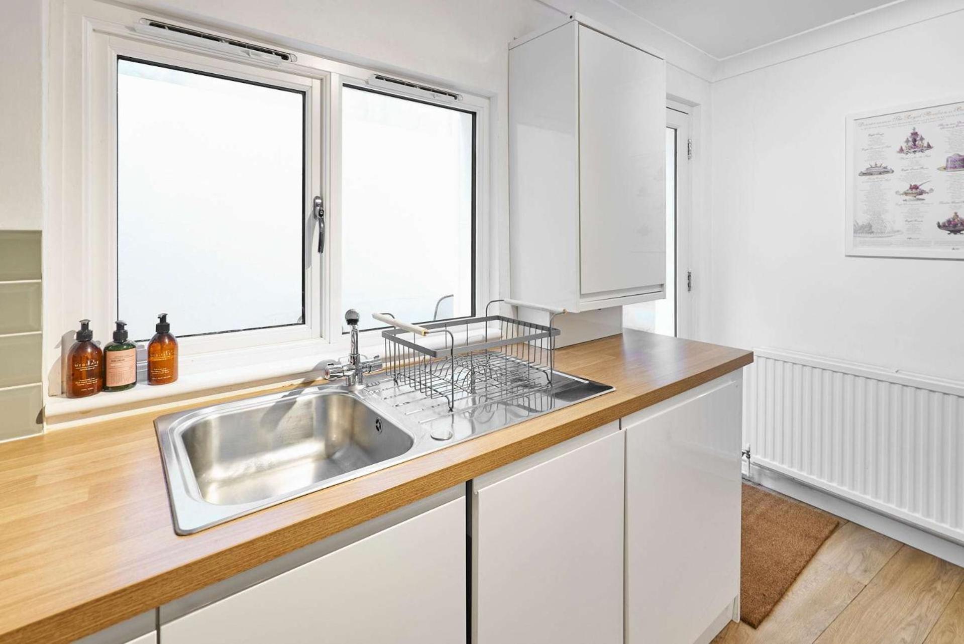 Host & - Garden Flat *