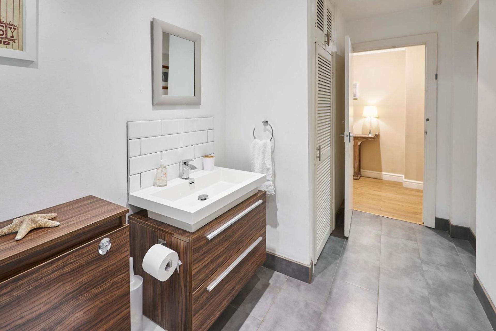 Host & - Garden Flat Apartment *