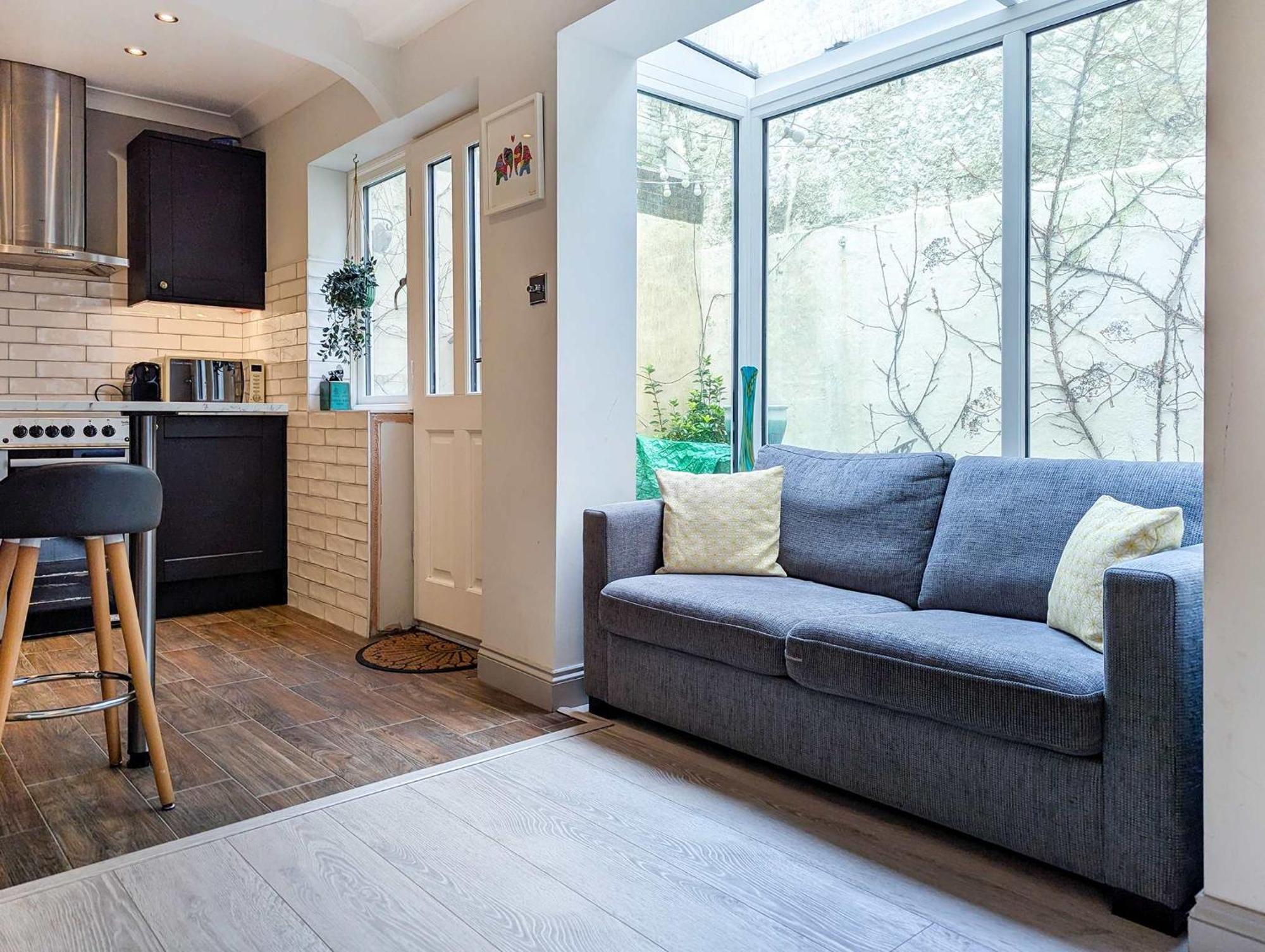 Apartment Rock Gardens - By Lets Brighton