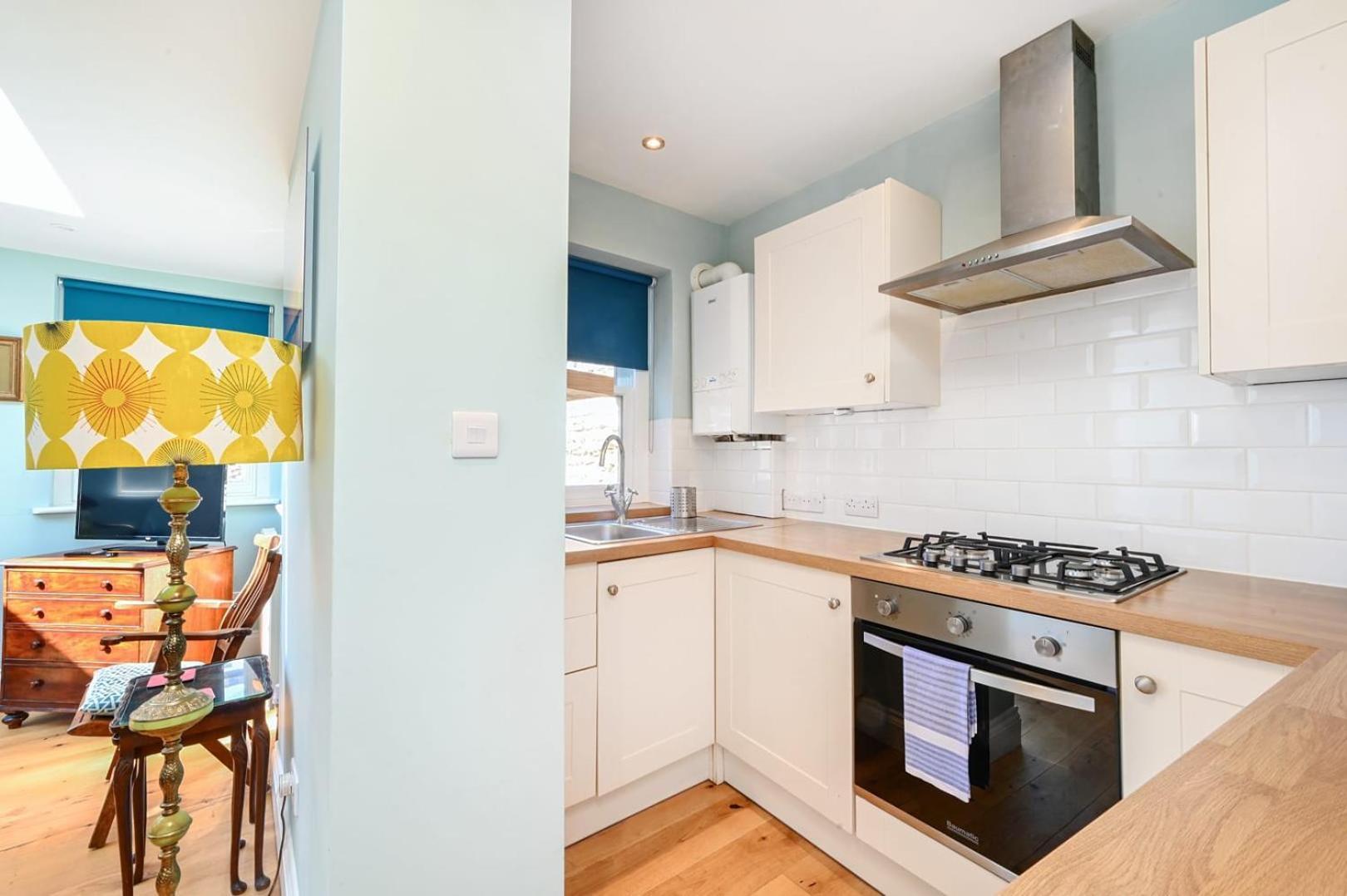 Host & - Blue Bolthole On Vicarage Lane Holiday home