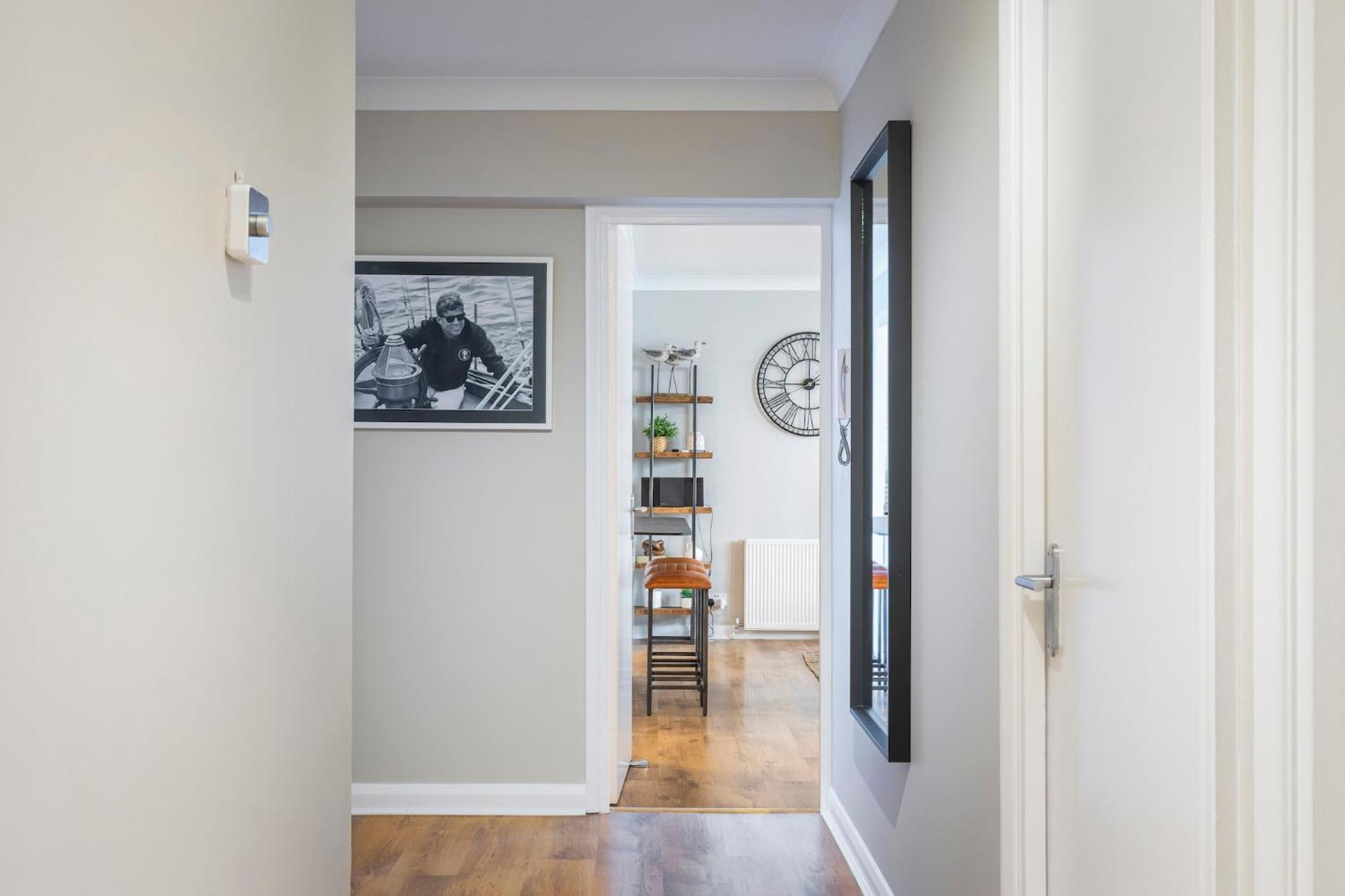 Beautiful 2 Bed With Parking By The Sea Apartment Brighton