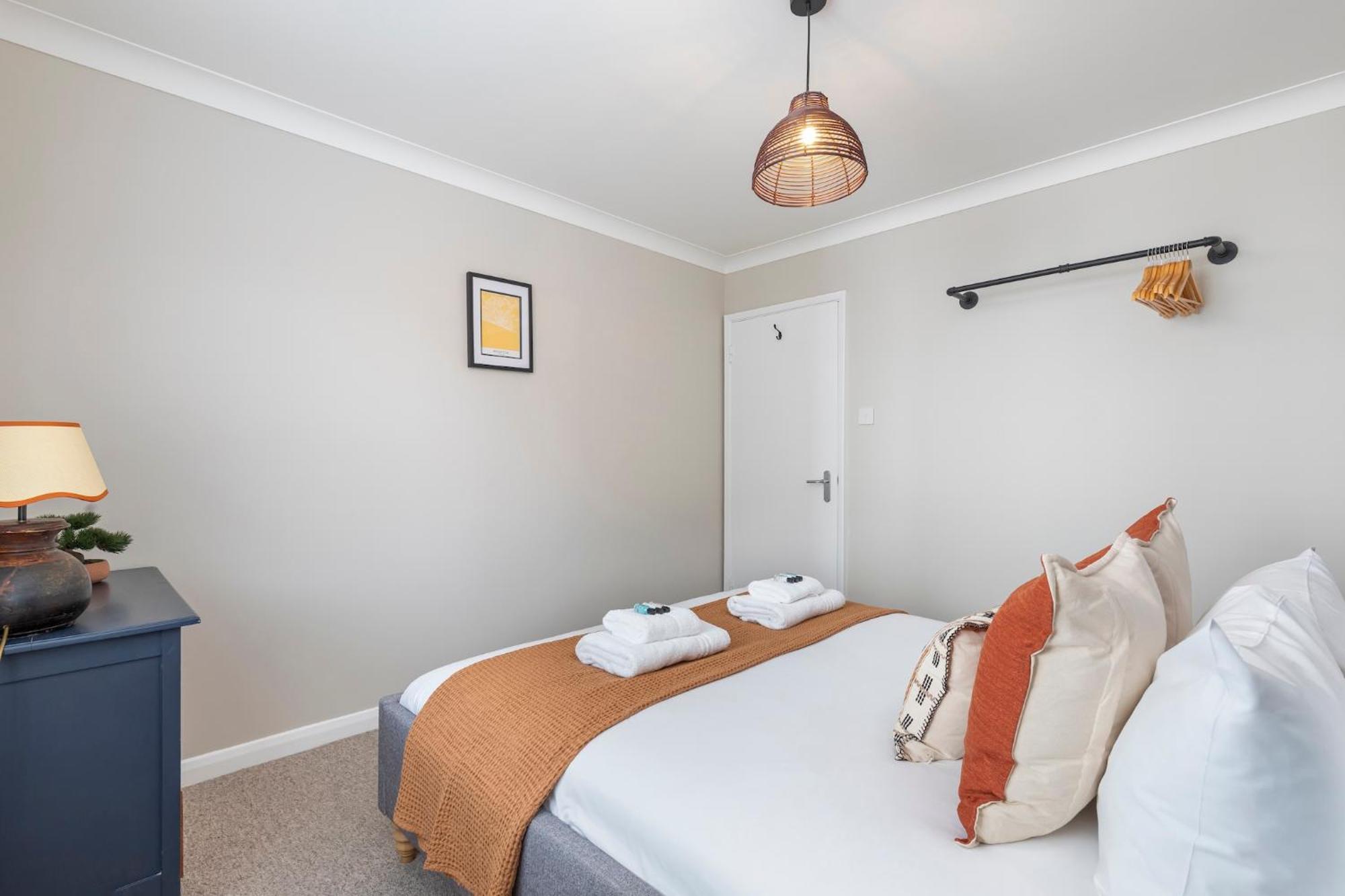 Beautiful 2 Bed With Parking By The Sea Brighton