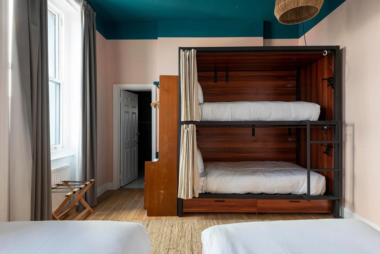 West Hotel 3*