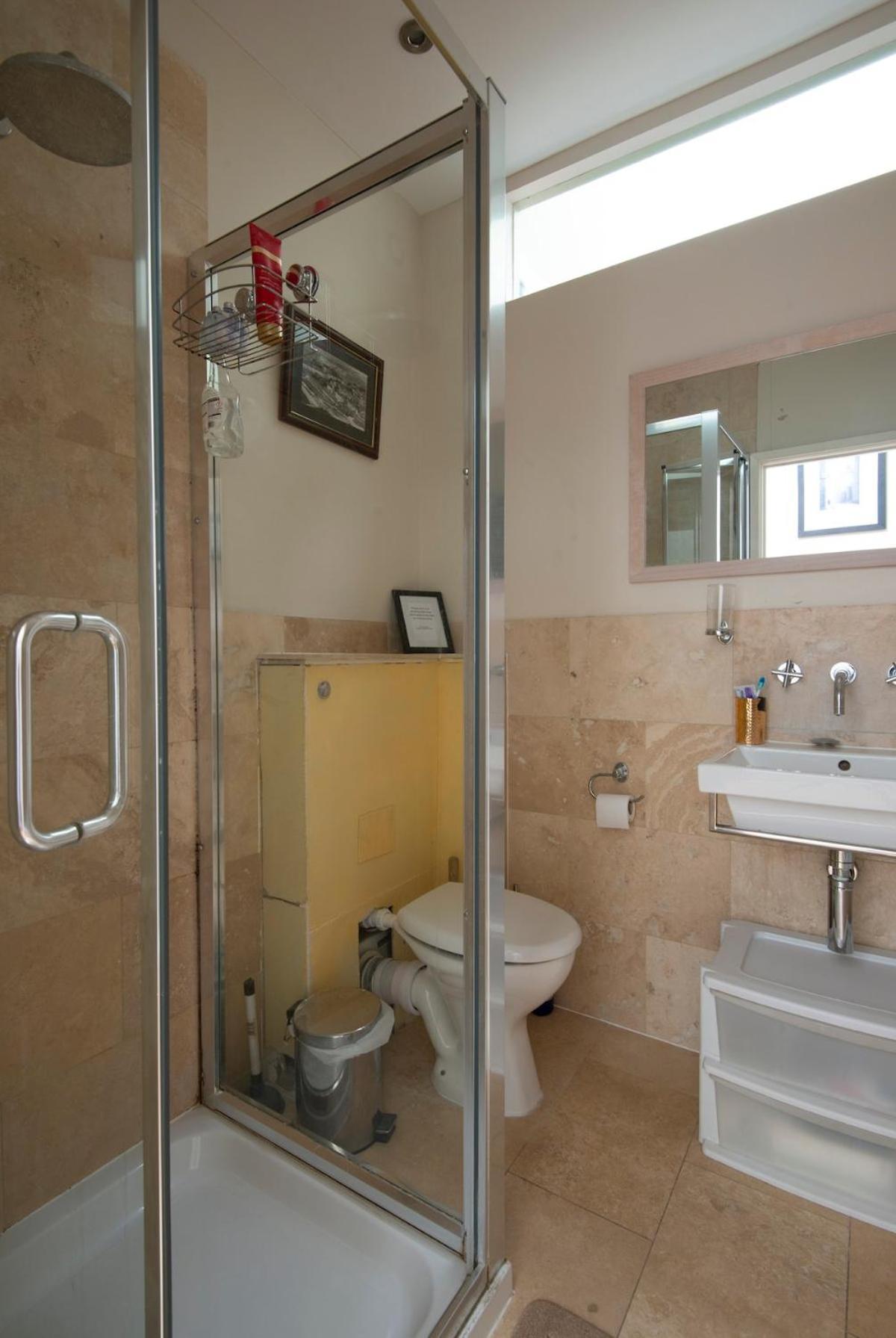 Apartment Charming Penthouse Georgian Flat With Sea Views *