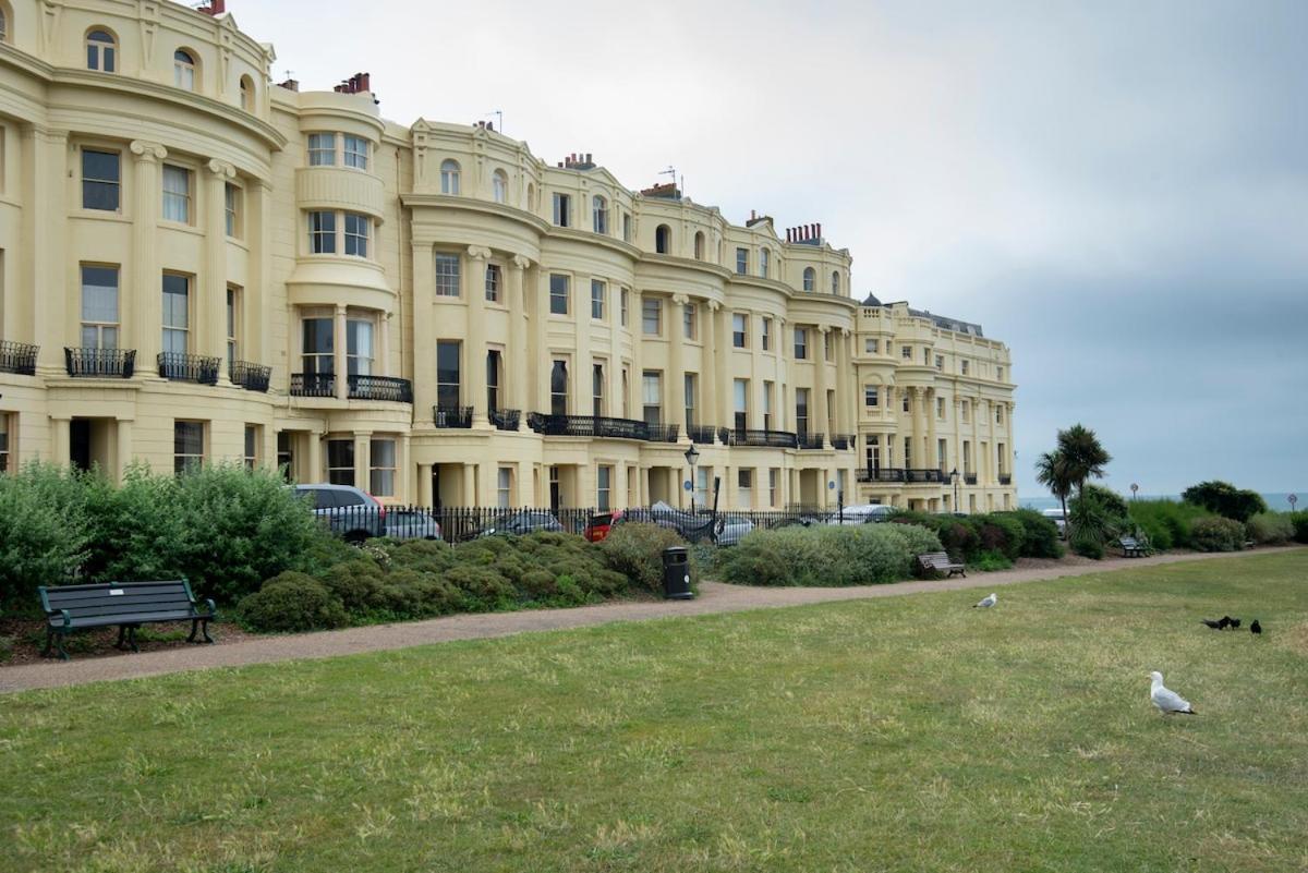 Apartment Charming Penthouse Georgian Flat With Sea Views